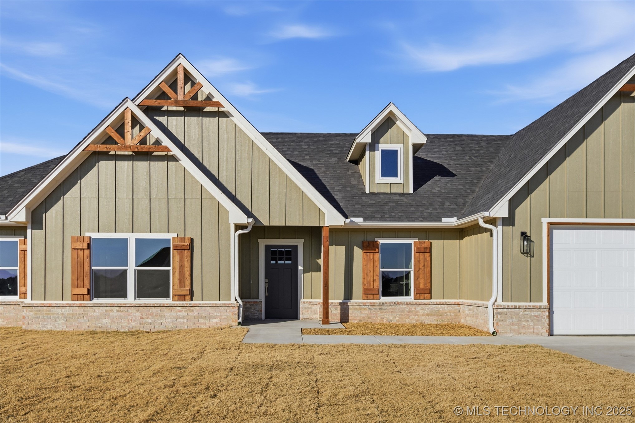 220 Bandera Street Property Photo 5