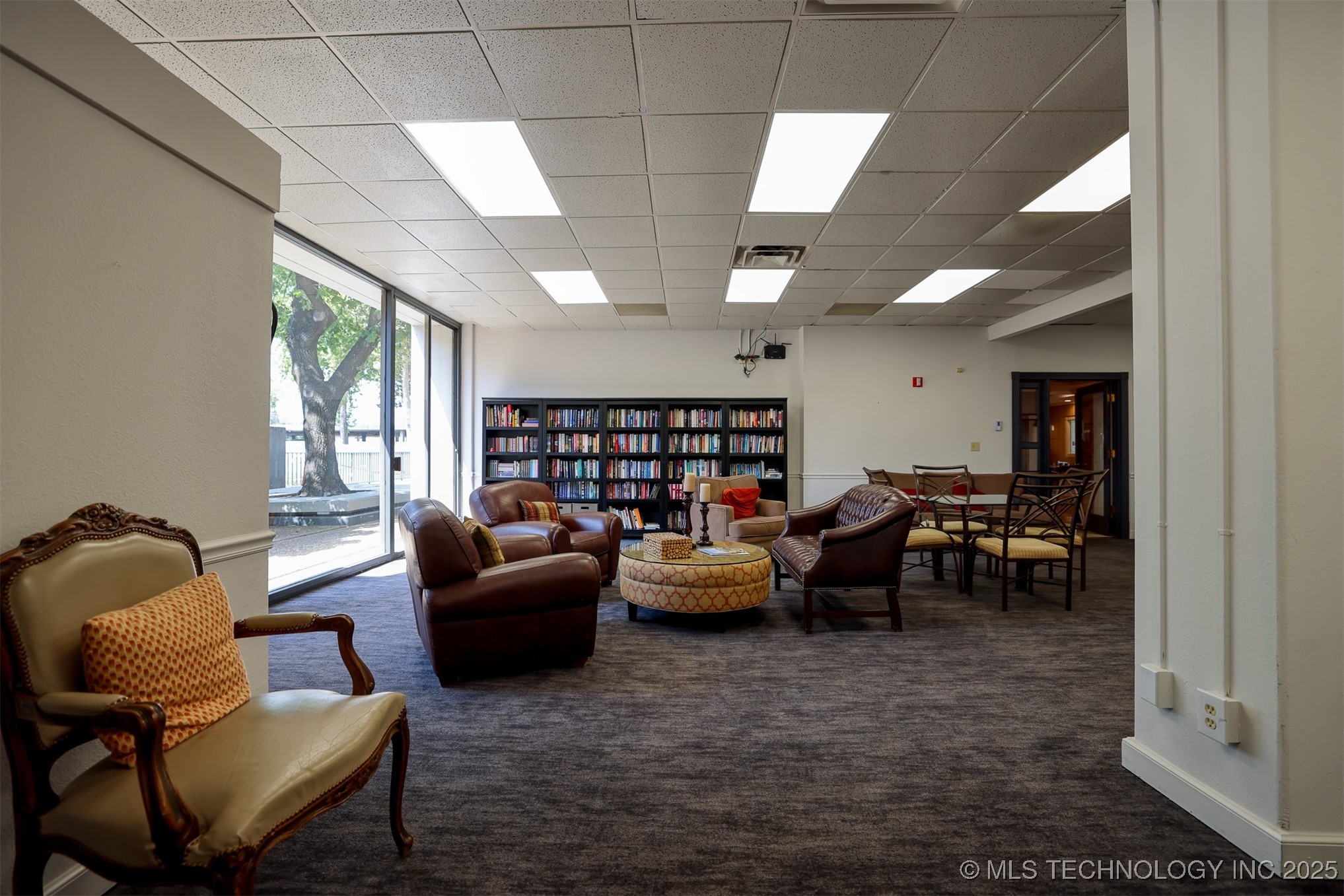 410 W 7th Street 324 Property Photo 48