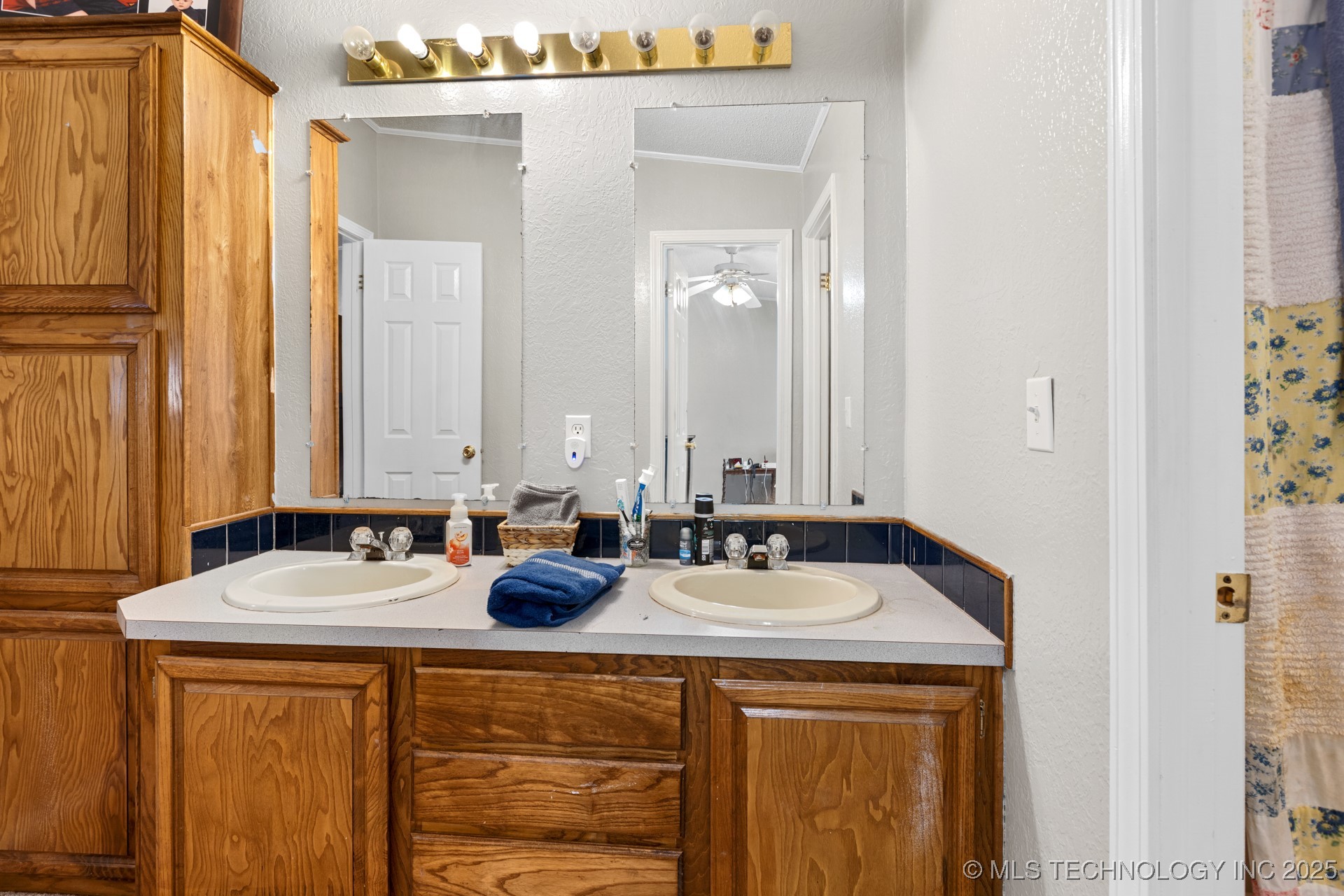 17712 E 370 Road Property Photo 19