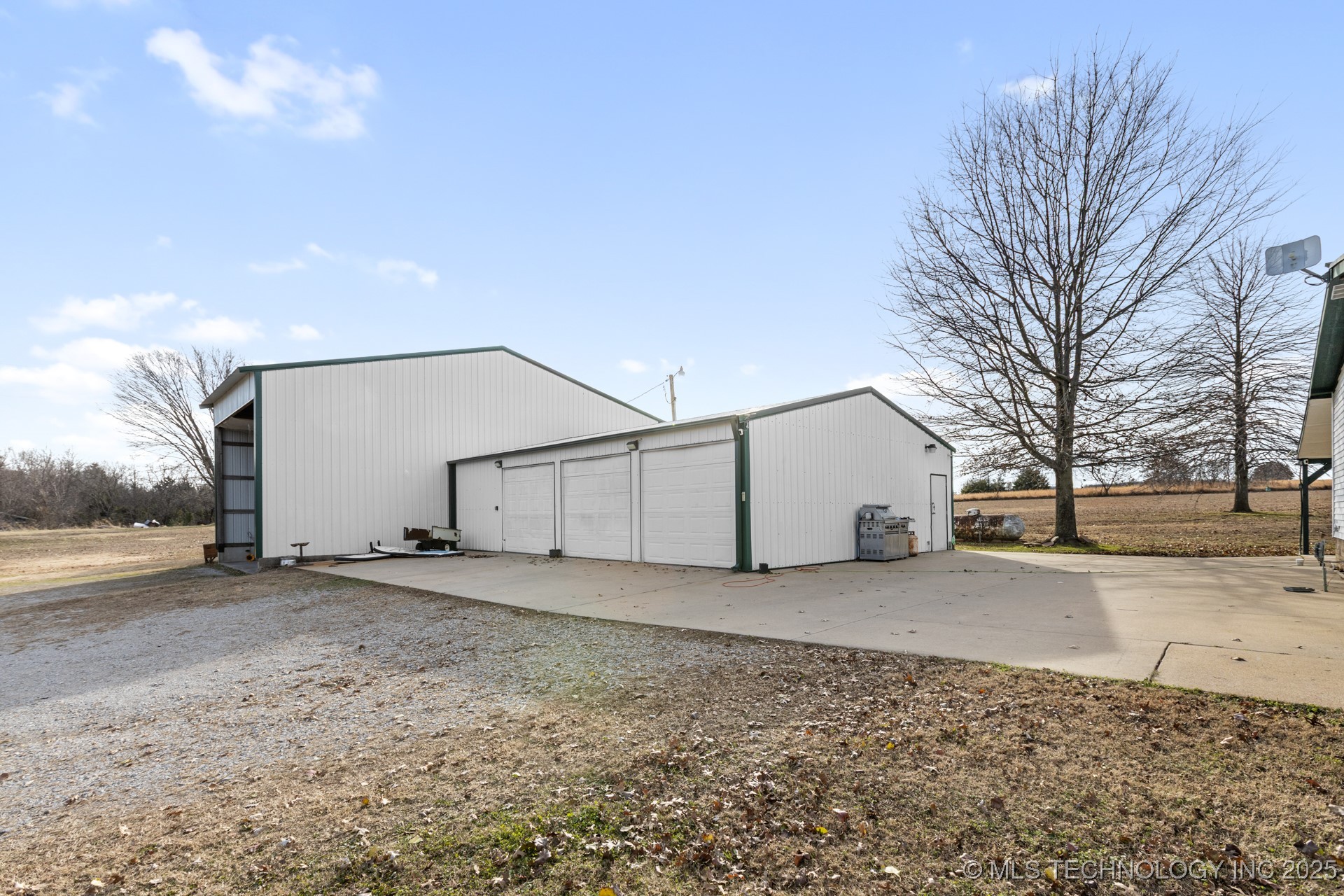 17712 E 370 Road Property Photo 23