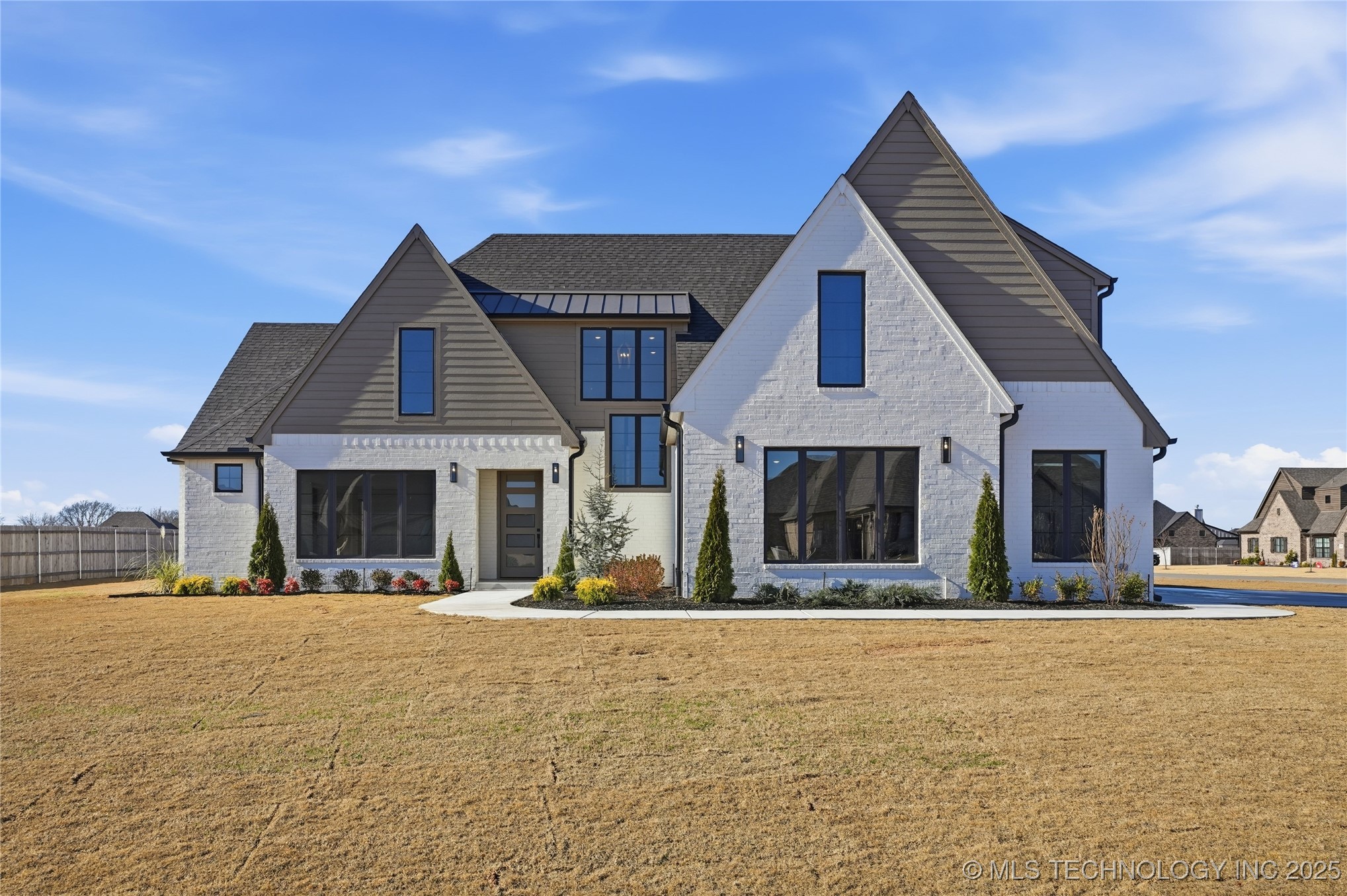 17910 S 46th East Avenue Property Photo 1