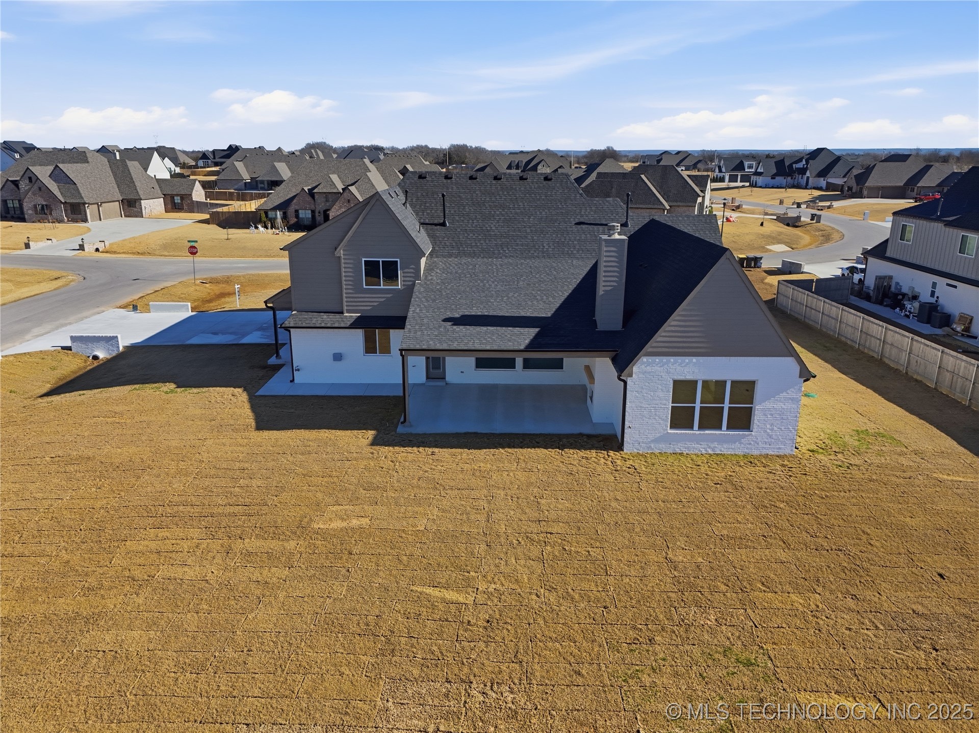 17910 S 46th East Avenue Property Photo 7