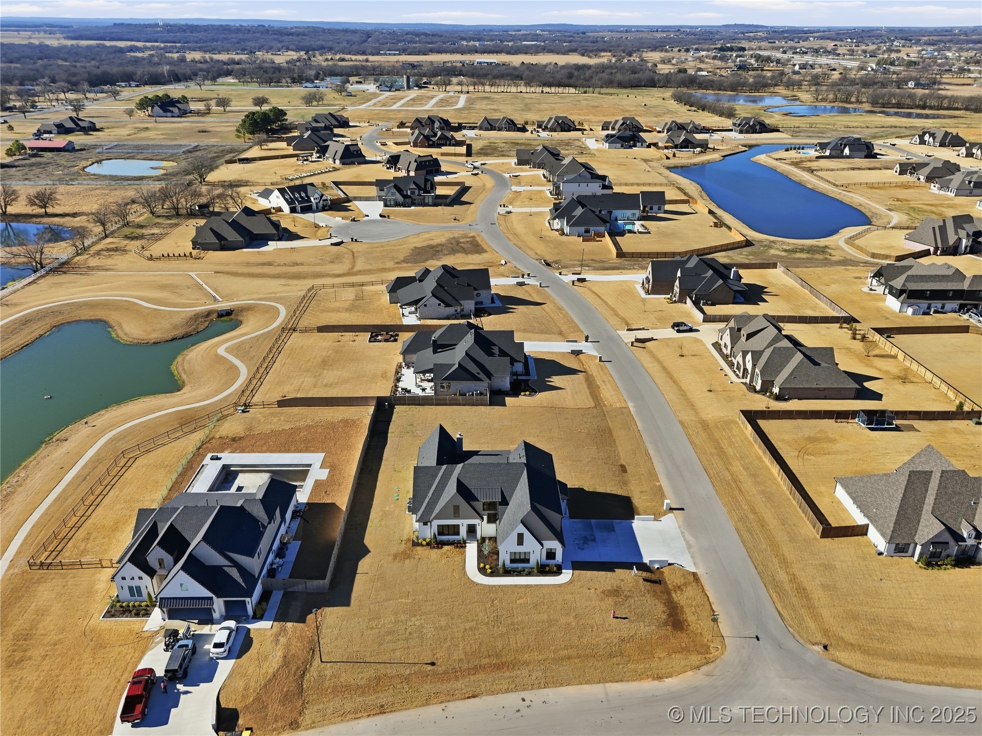 17910 S 46th East Avenue Property Photo 12