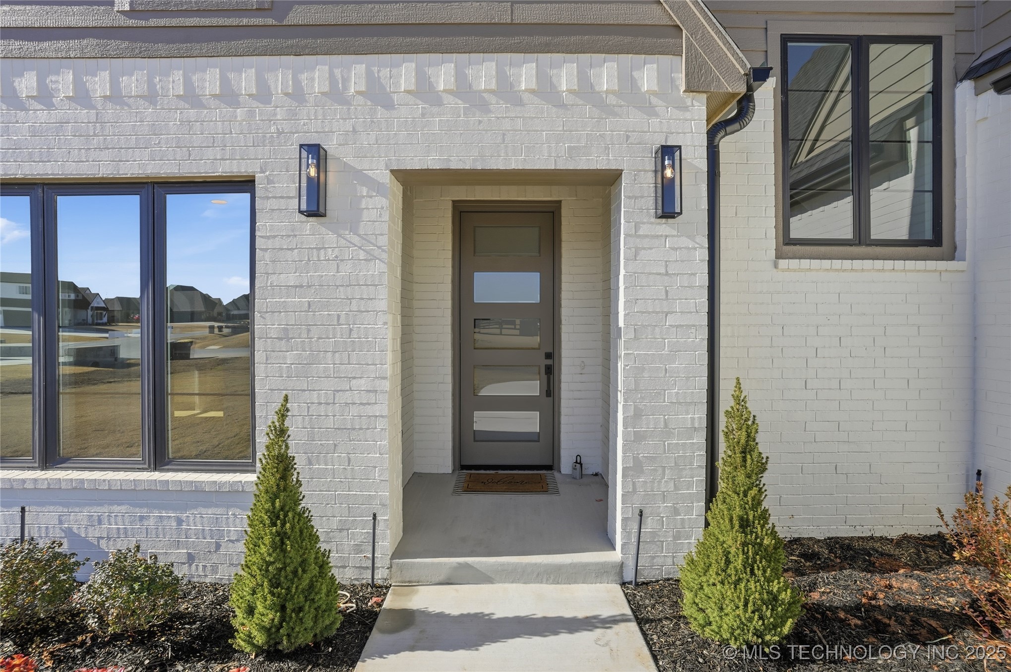 17910 S 46th East Avenue Property Photo 17