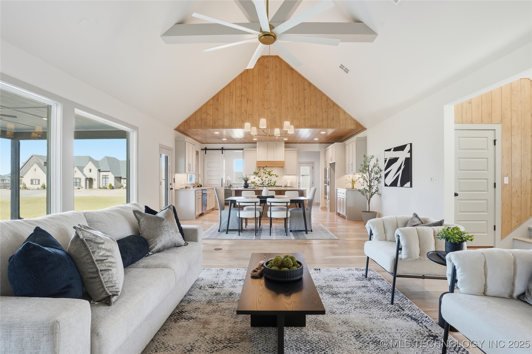 17910 S 46th East Avenue Property Photo 28