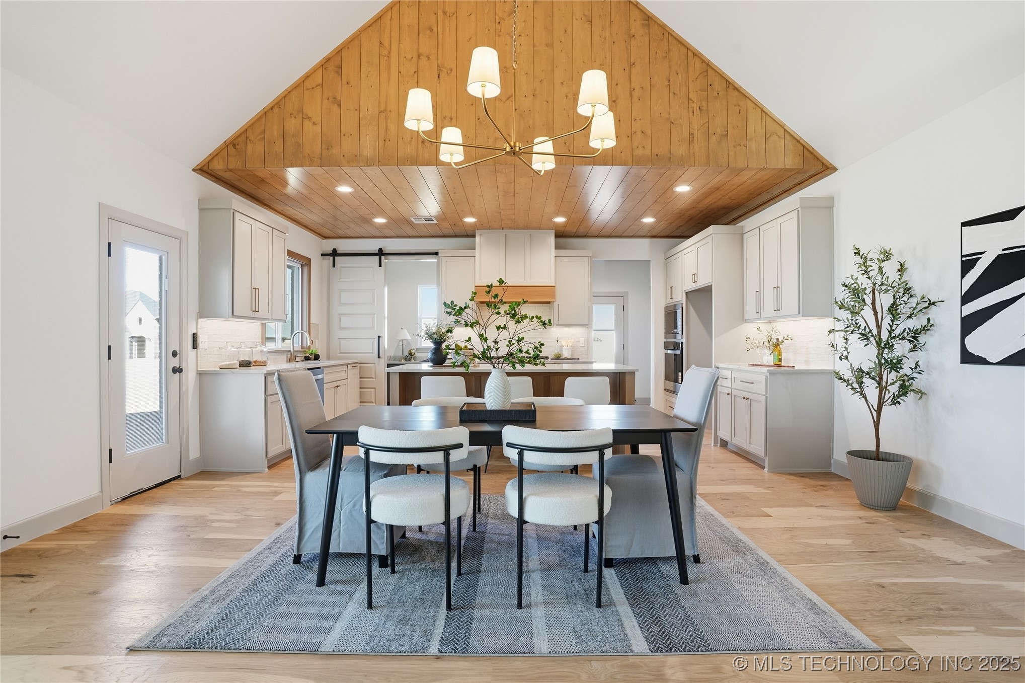 17910 S 46th East Avenue Property Photo 29