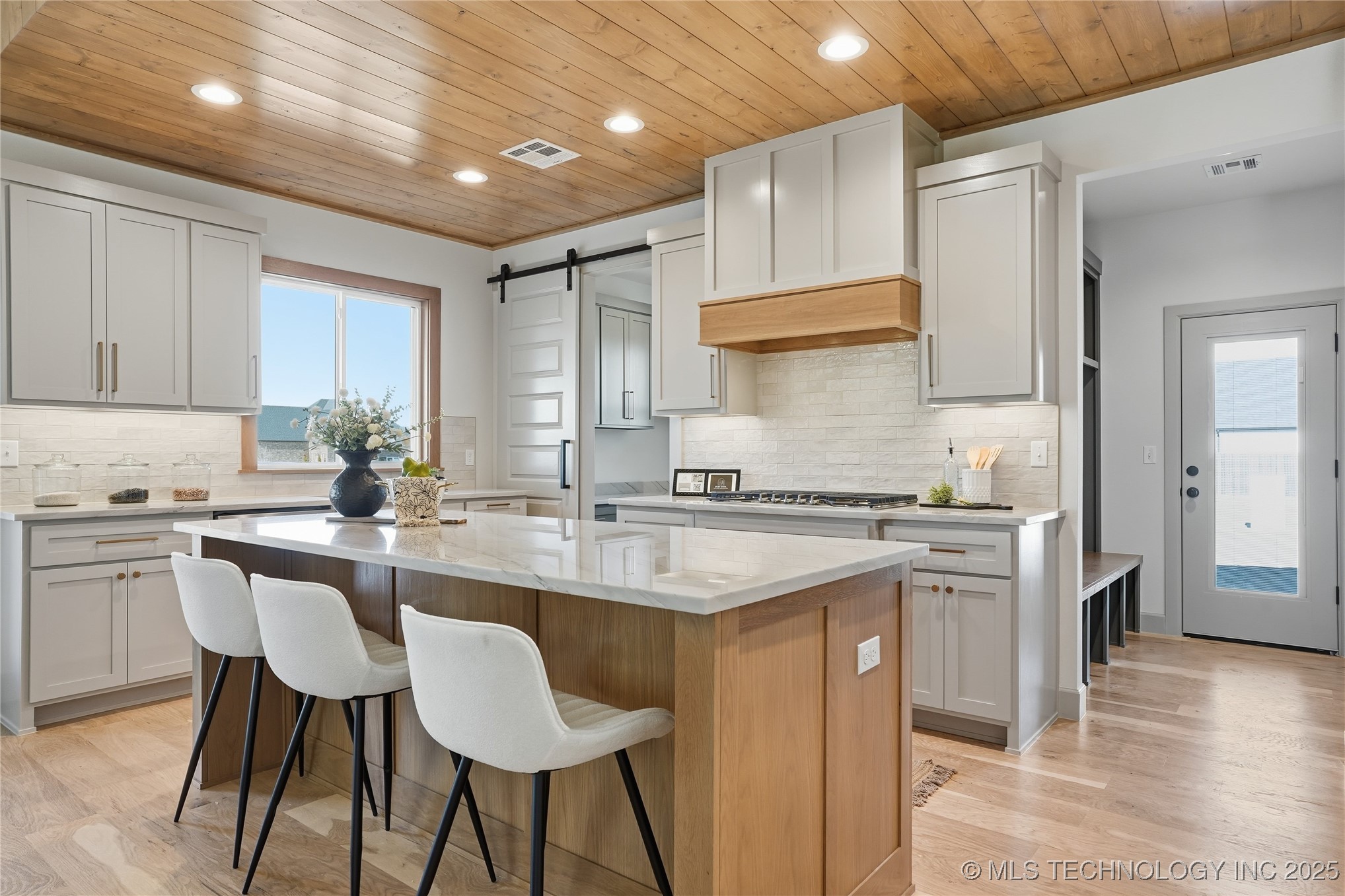 17910 S 46th East Avenue Property Photo 35