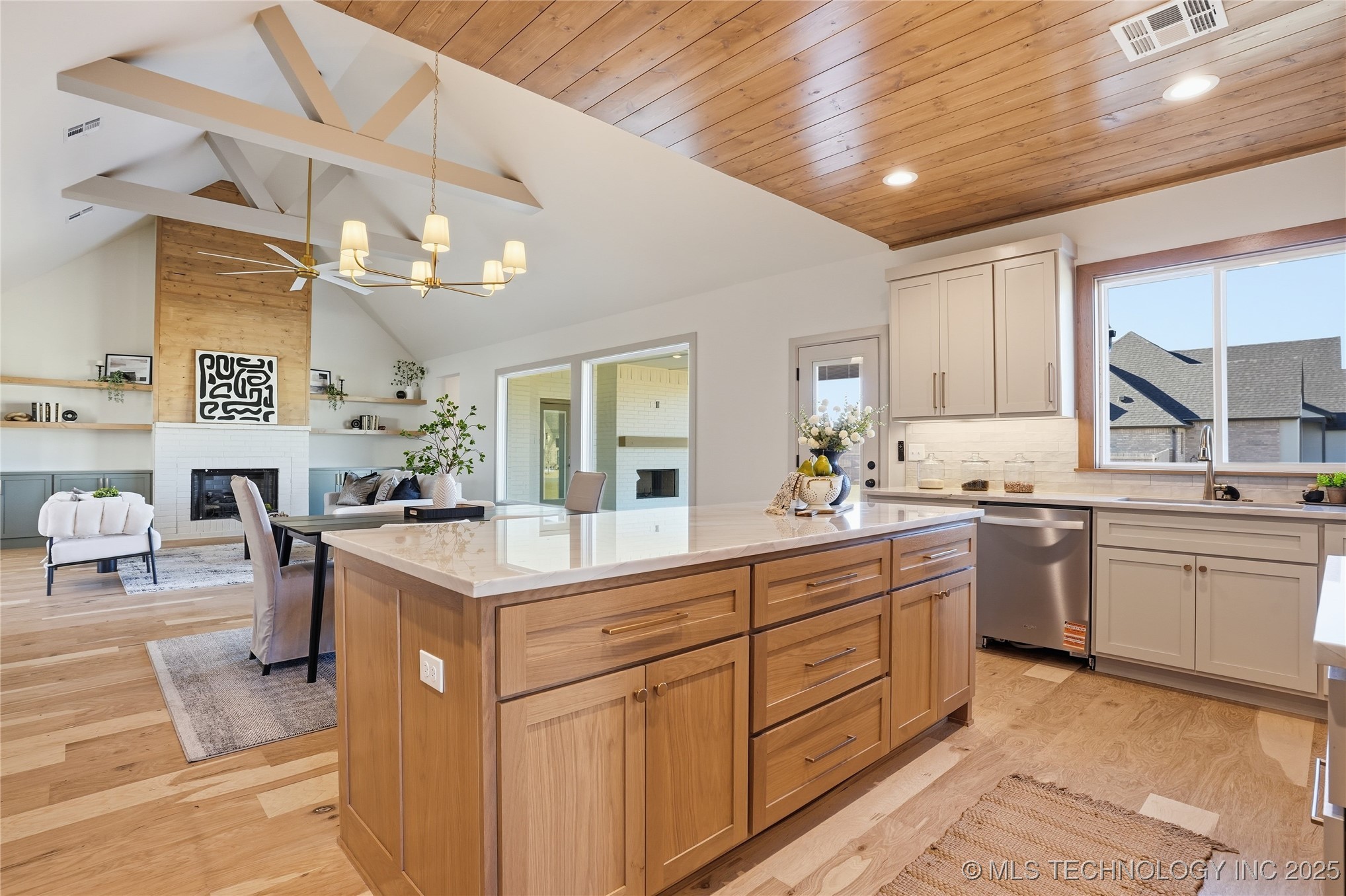 17910 S 46th East Avenue Property Photo 40