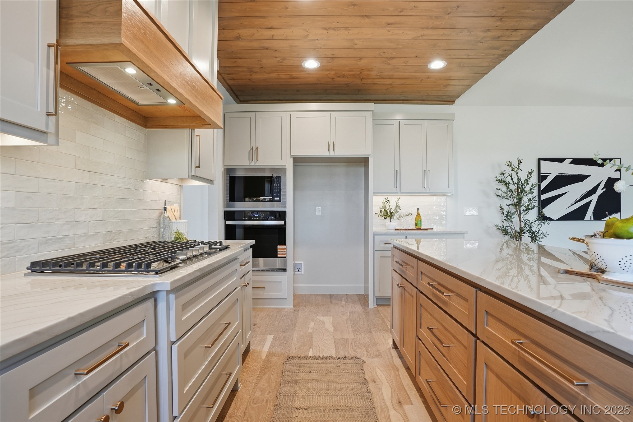 17910 S 46th East Avenue Property Photo 41