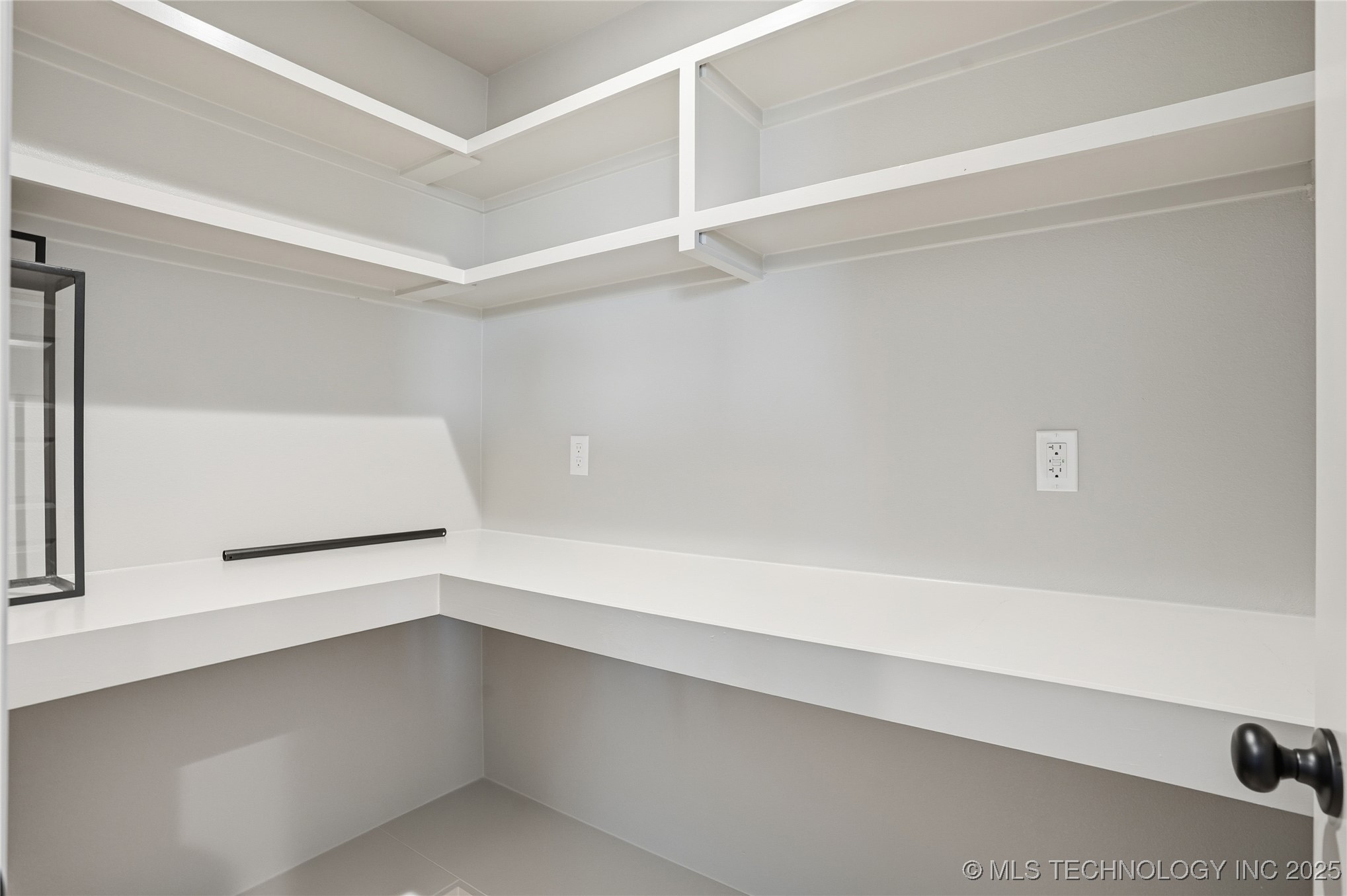 17910 S 46th East Avenue Property Photo 44