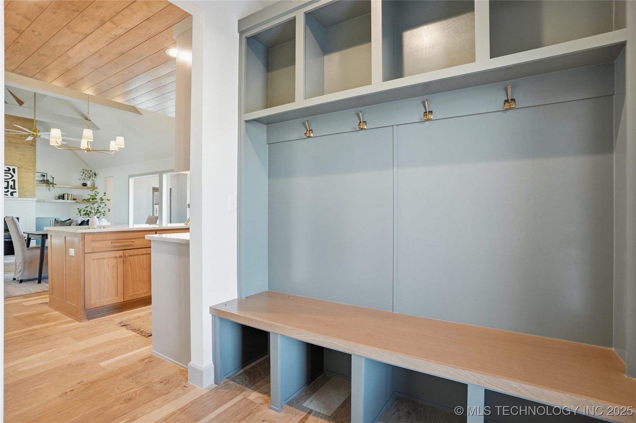 17910 S 46th East Avenue Property Photo 46