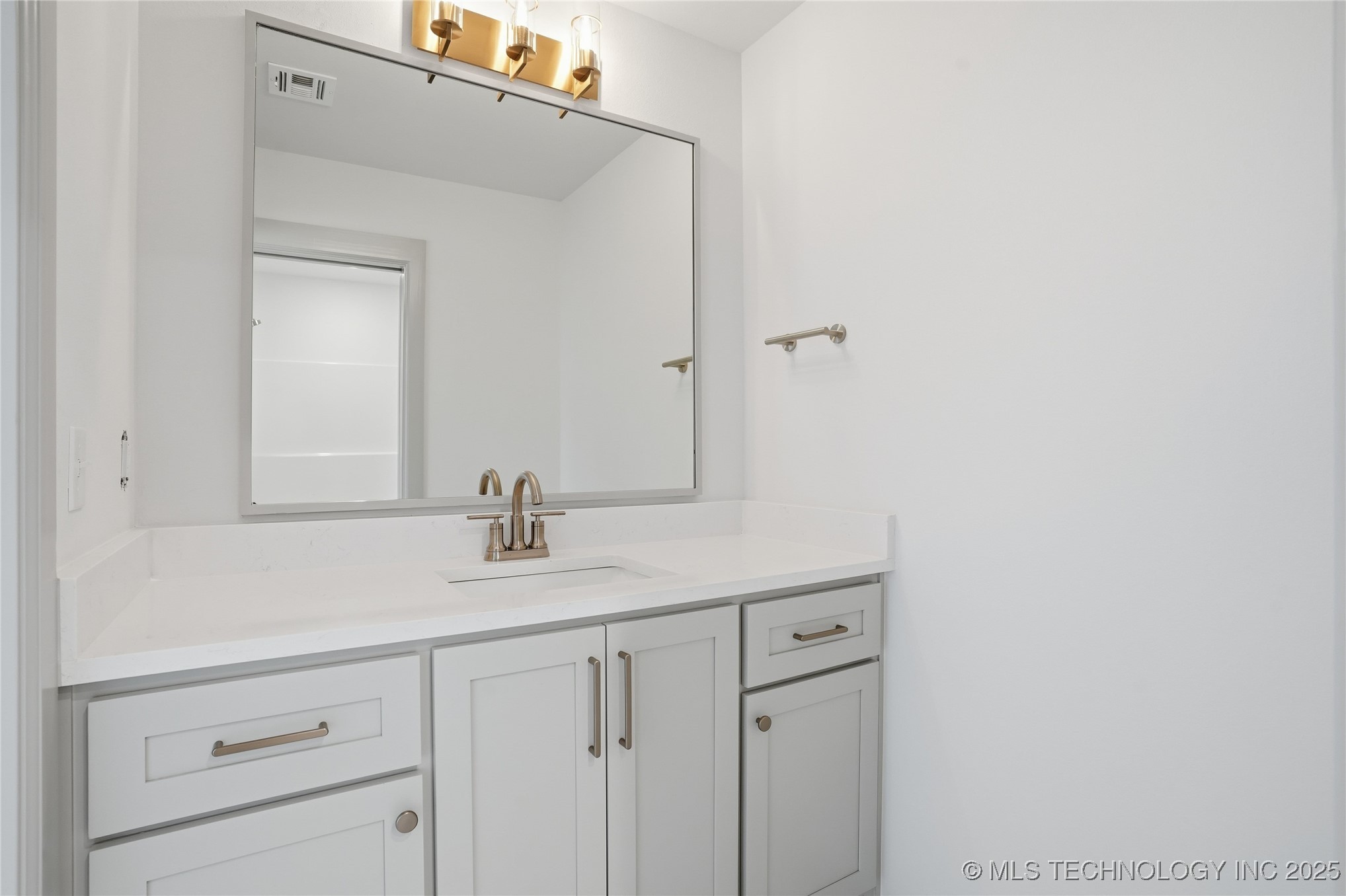 17910 S 46th East Avenue Property Photo 57