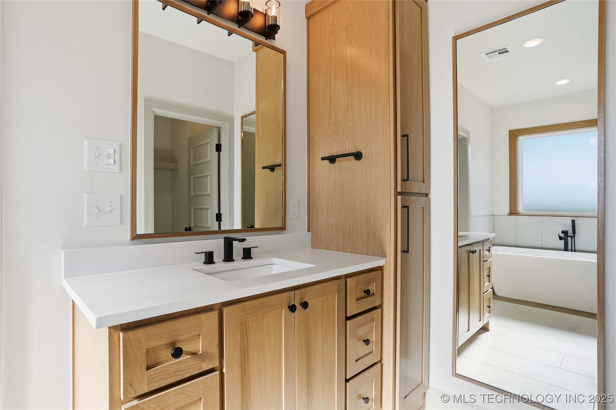 17910 S 46th East Avenue Property Photo 75