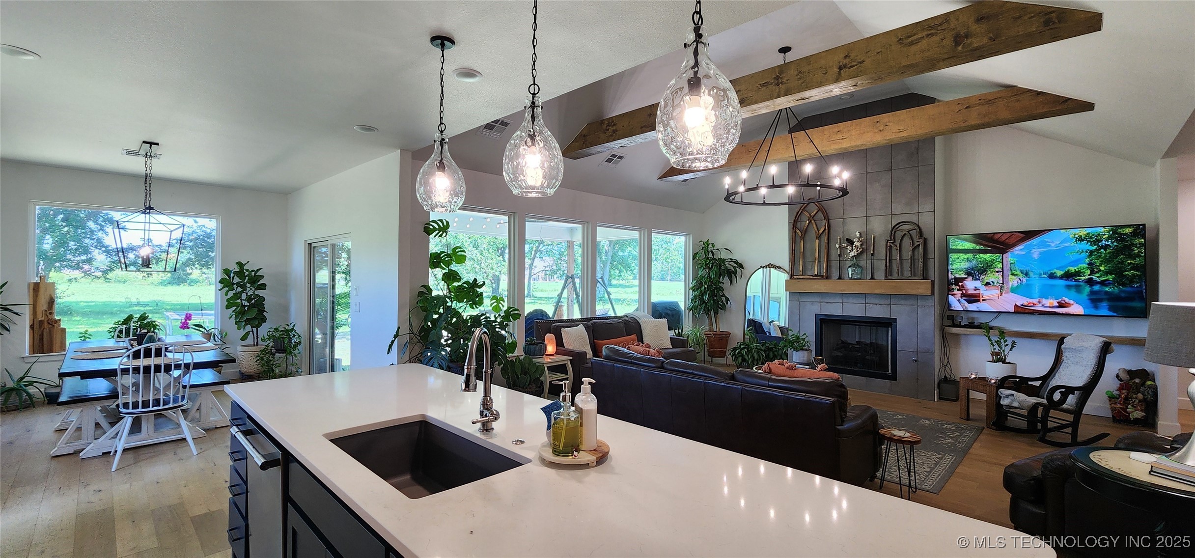 6692 S 337th East Avenue Property Photo 11