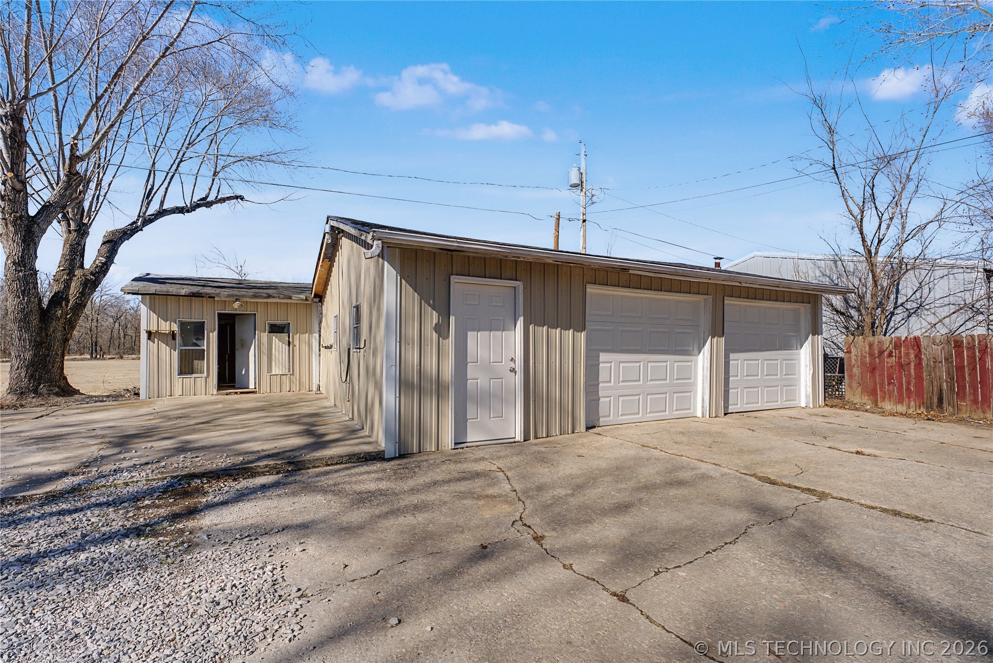 11204 S 153rd West Avenue Property Photo 4