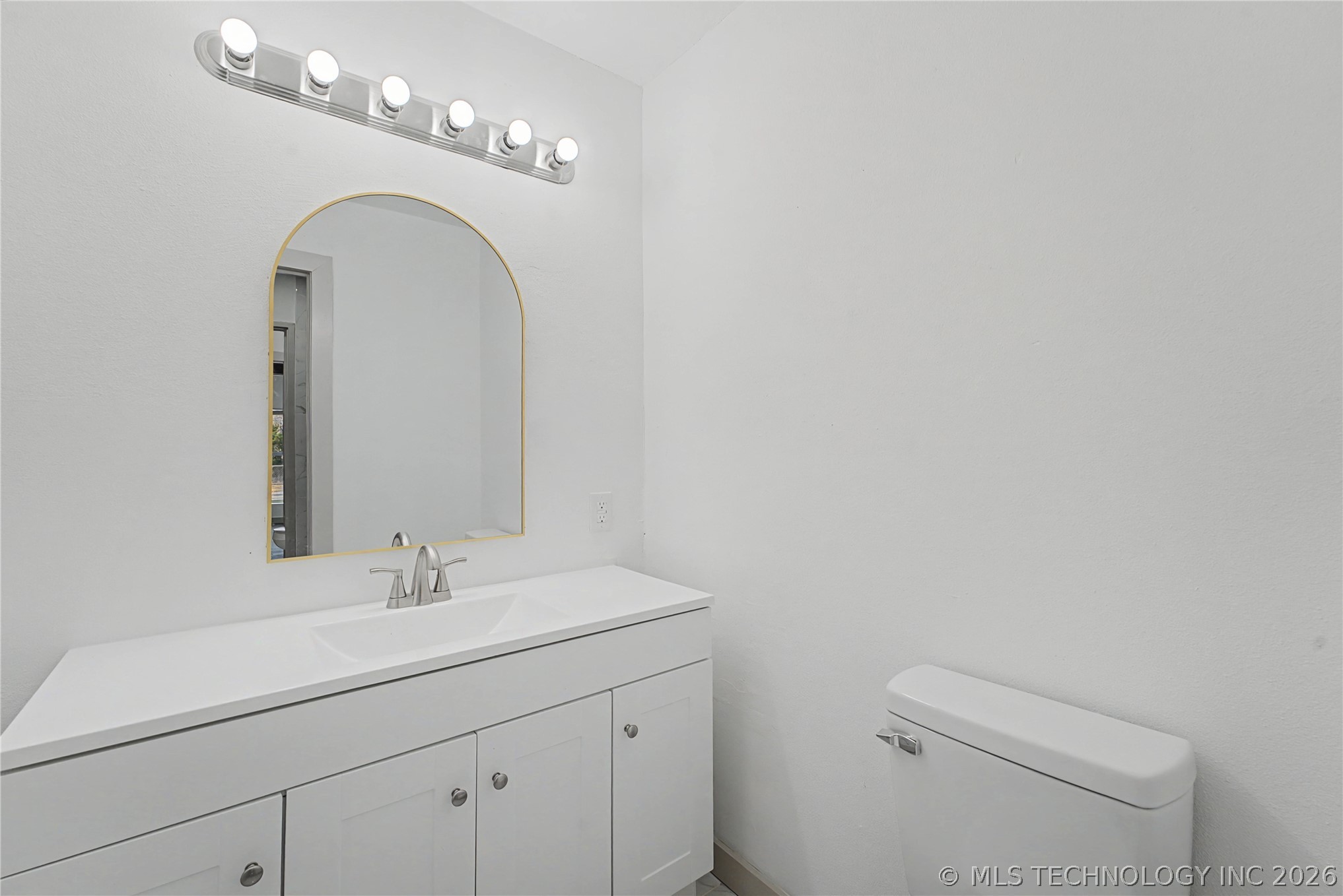 11204 S 153rd West Avenue Property Photo 14