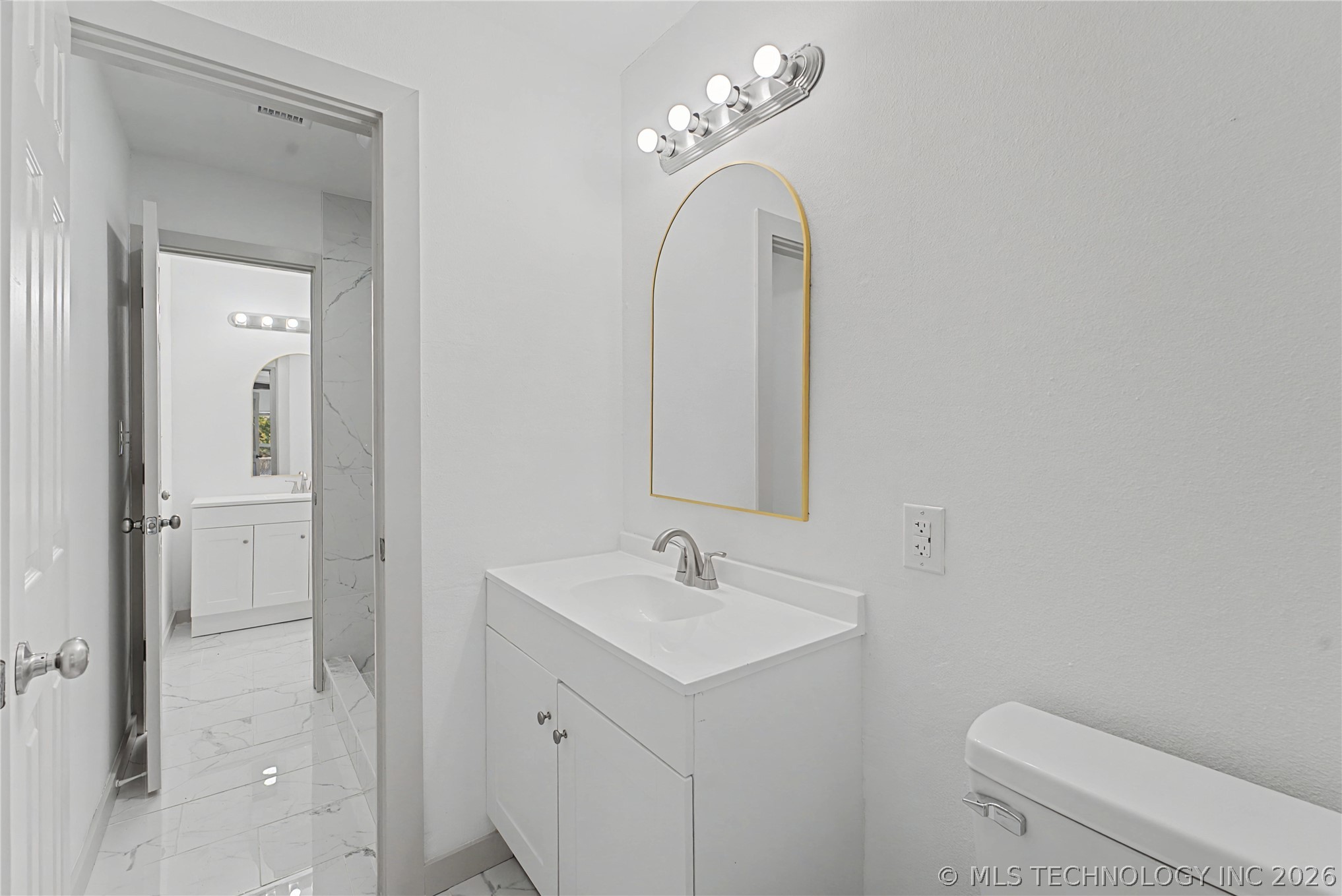 11204 S 153rd West Avenue Property Photo 16