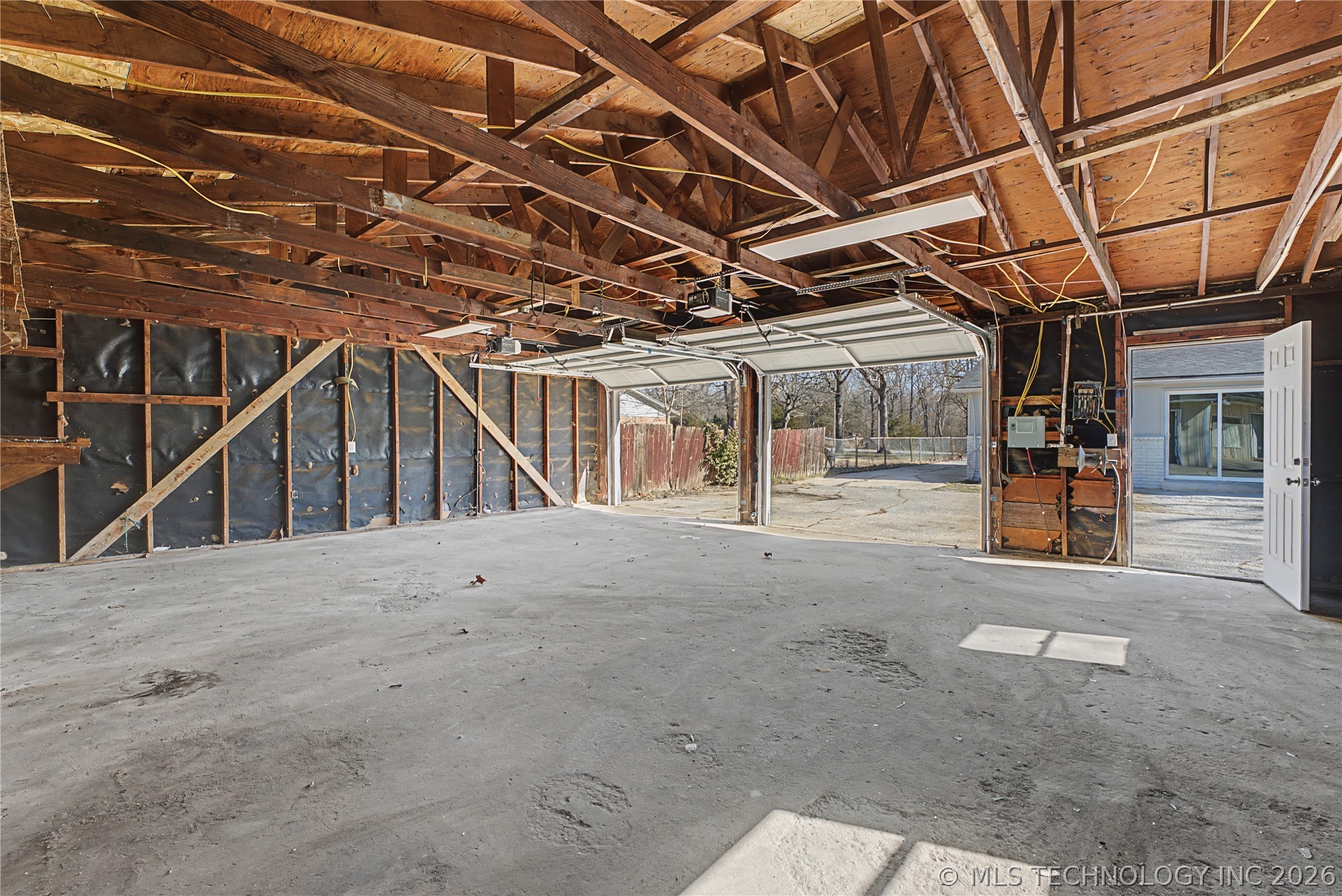 11204 S 153rd West Avenue Property Photo 20