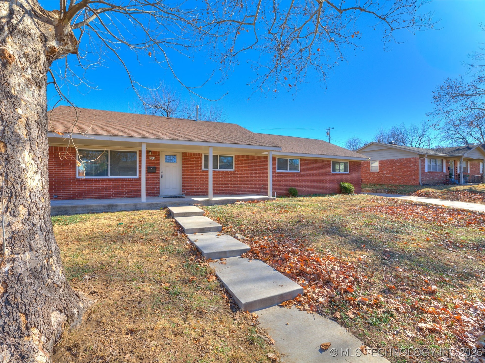 2163 S 77th Avenue E Property Photo 1