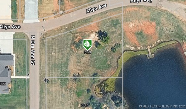 7823 N Ora Ann Street Property Photo 4