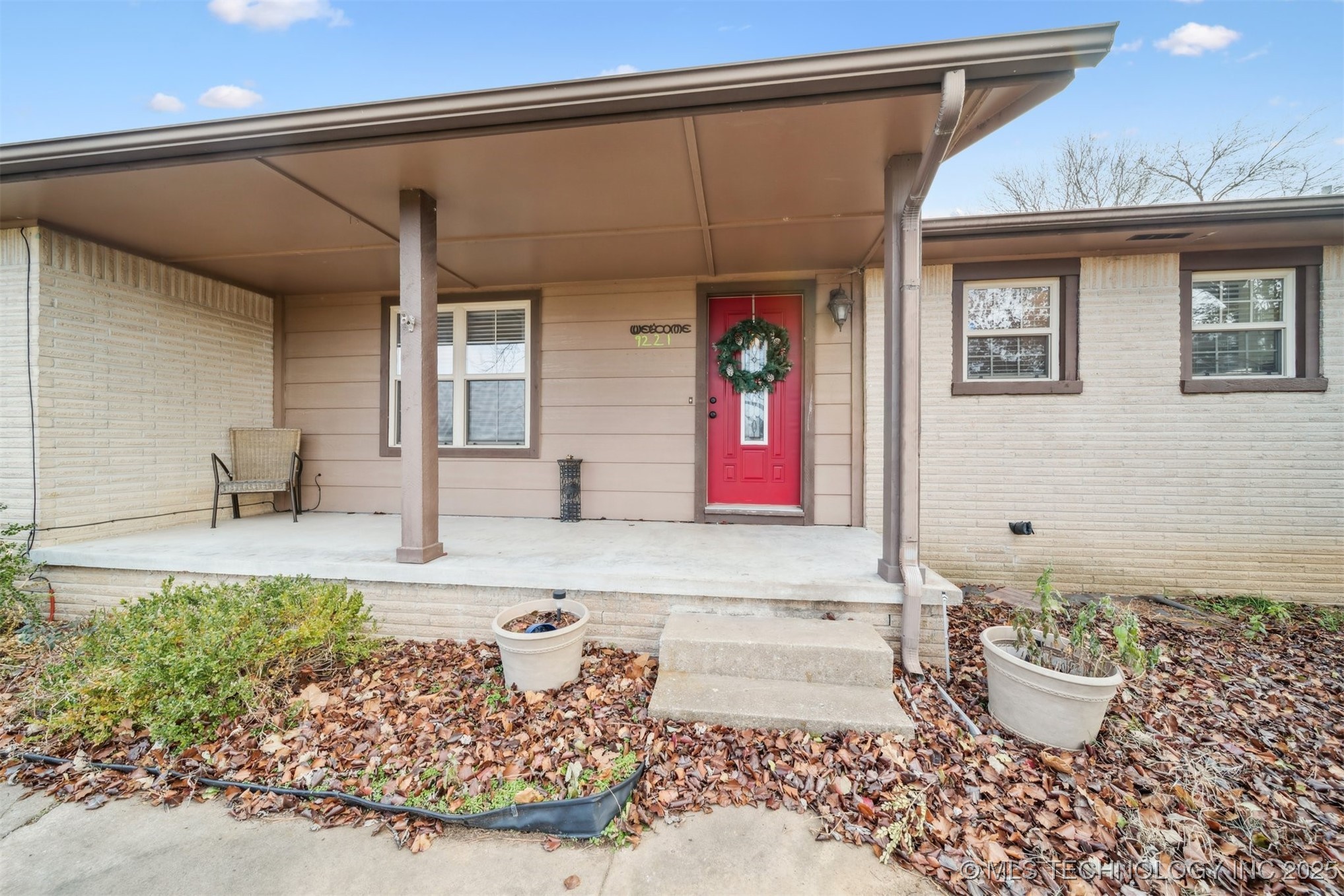 9221 N 165th East Avenue Property Photo 2