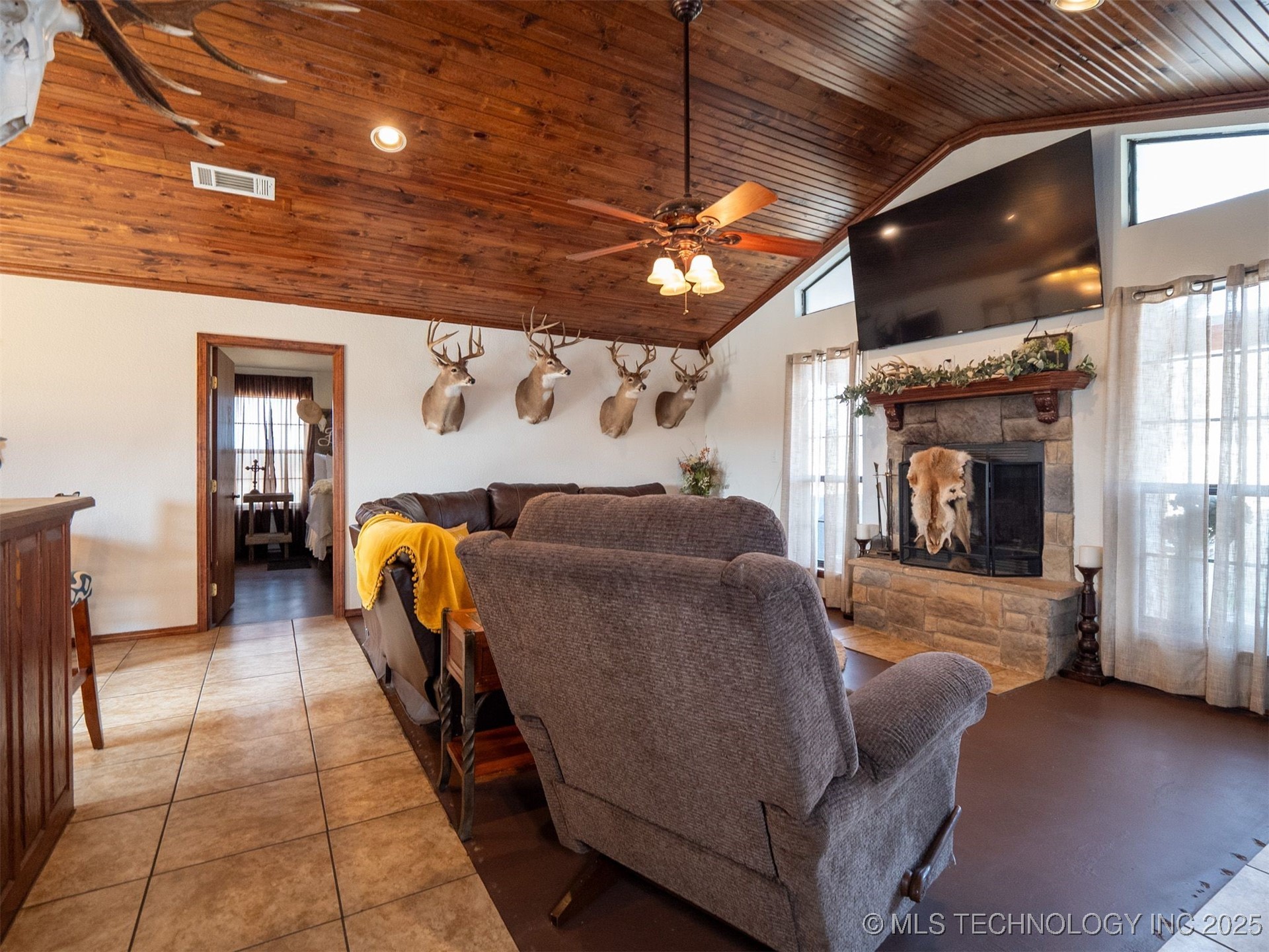 8446 E Greasy Bend Road Property Photo 10