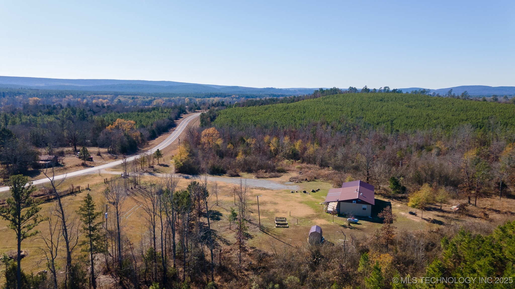 443887 State Hwy 144 Property Photo 5