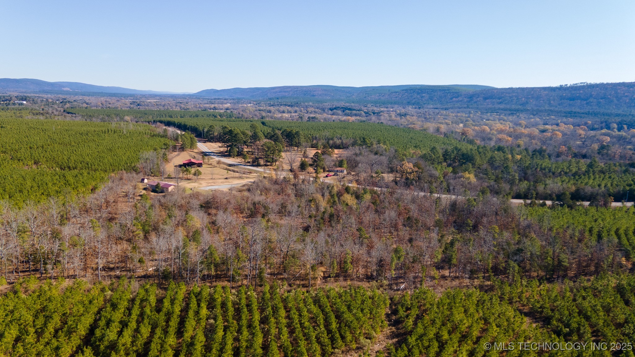 443887 State Hwy 144 Property Photo 8