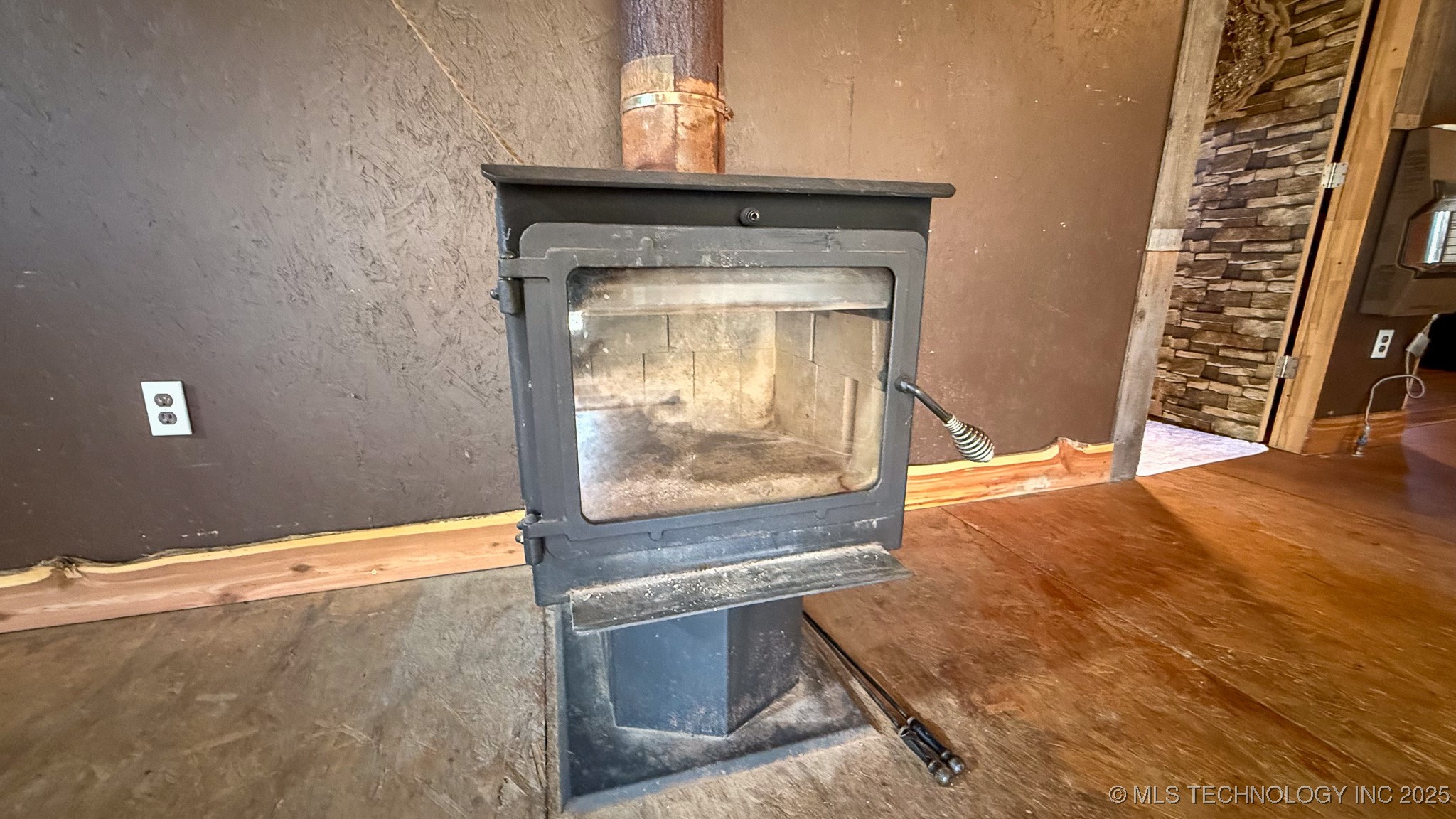 443887 State Hwy 144 Property Photo 30