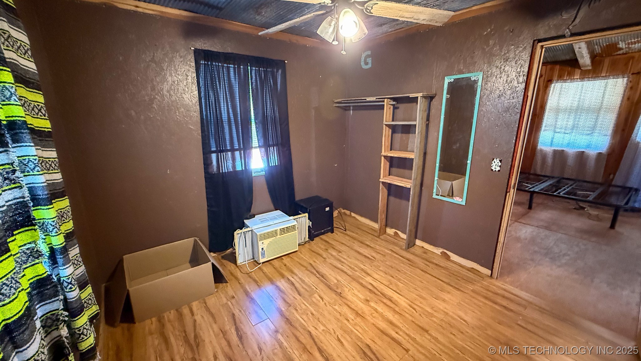 443887 State Hwy 144 Property Photo 33