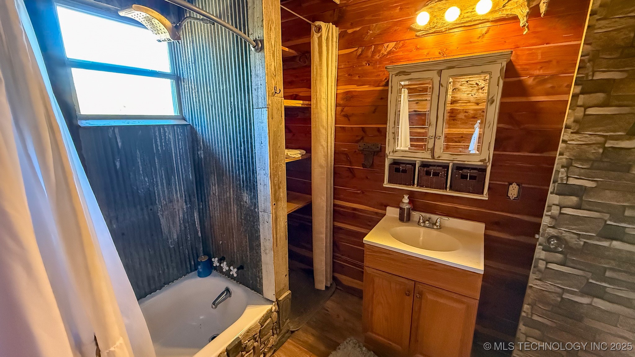 443887 State Hwy 144 Property Photo 37