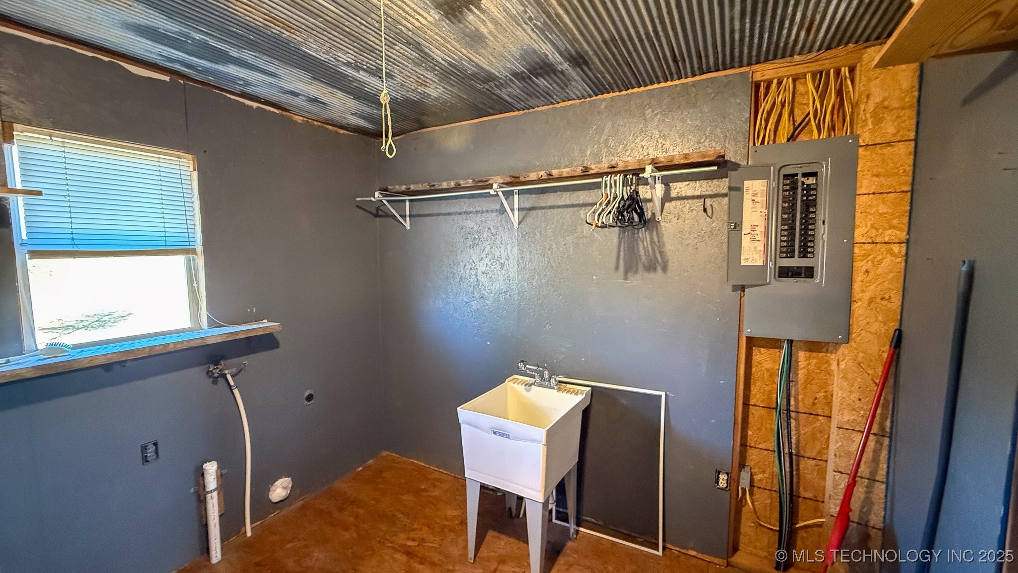 443887 State Hwy 144 Property Photo 47