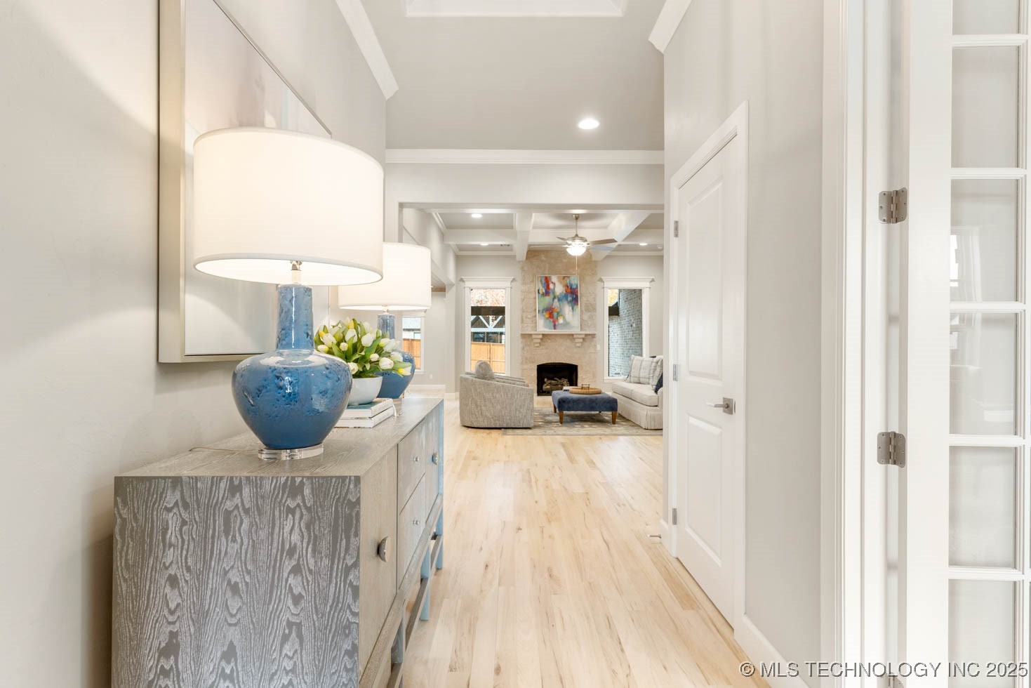 1604 Pinecrest Drive Property Photo 2