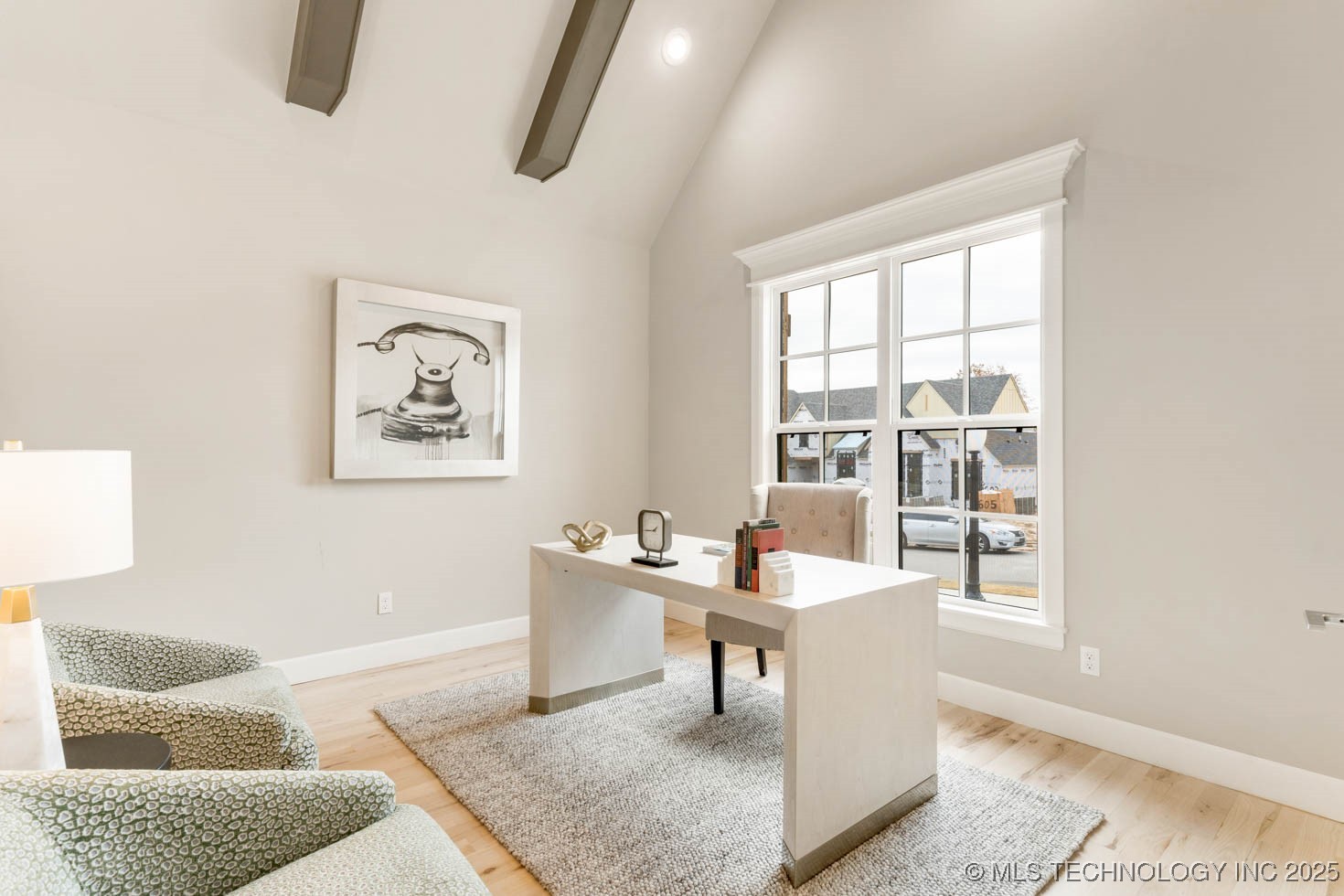 1604 Pinecrest Drive Property Photo 4