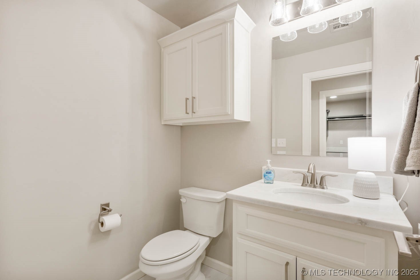 1604 Pinecrest Drive Property Photo 6