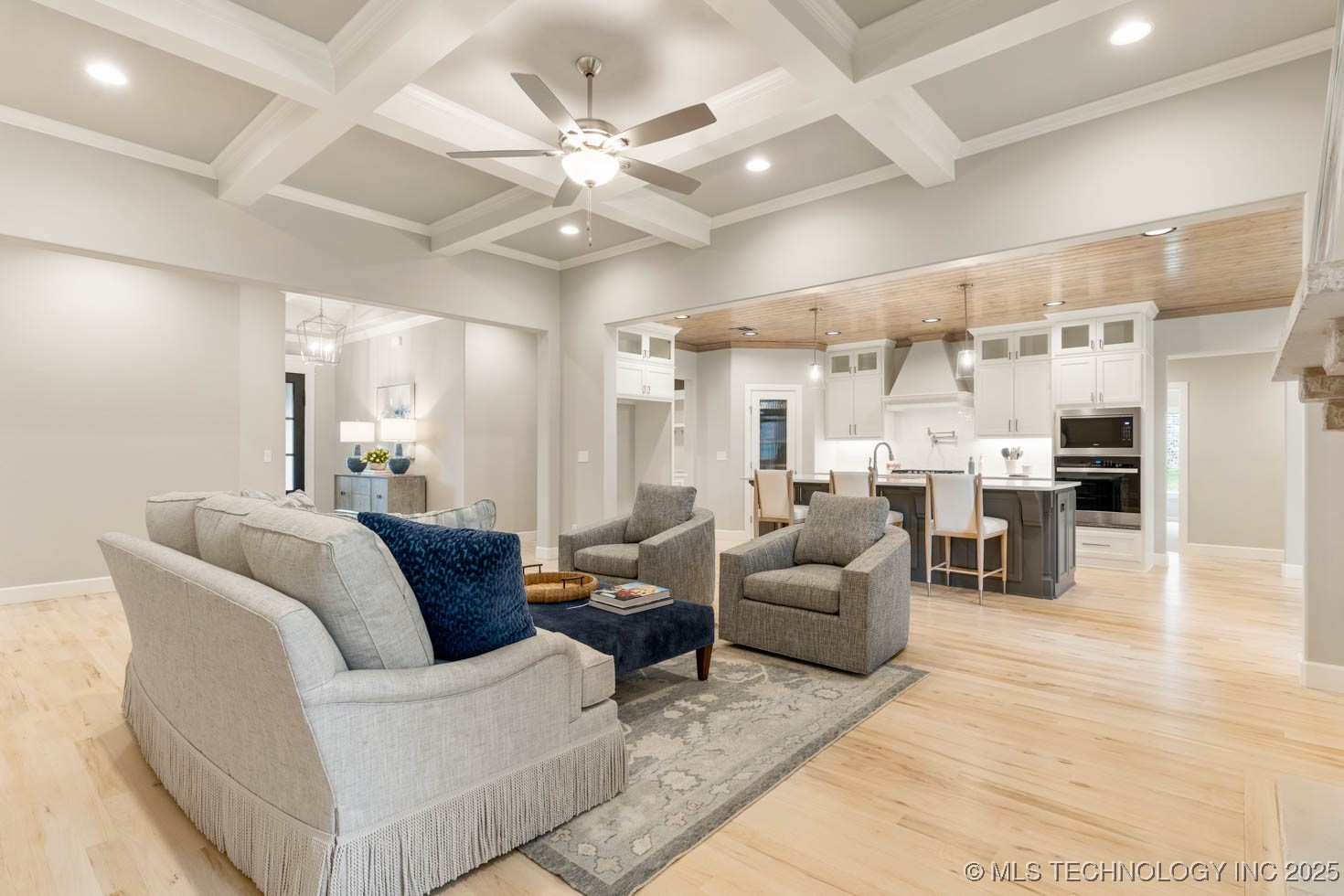 1604 Pinecrest Drive Property Photo 25