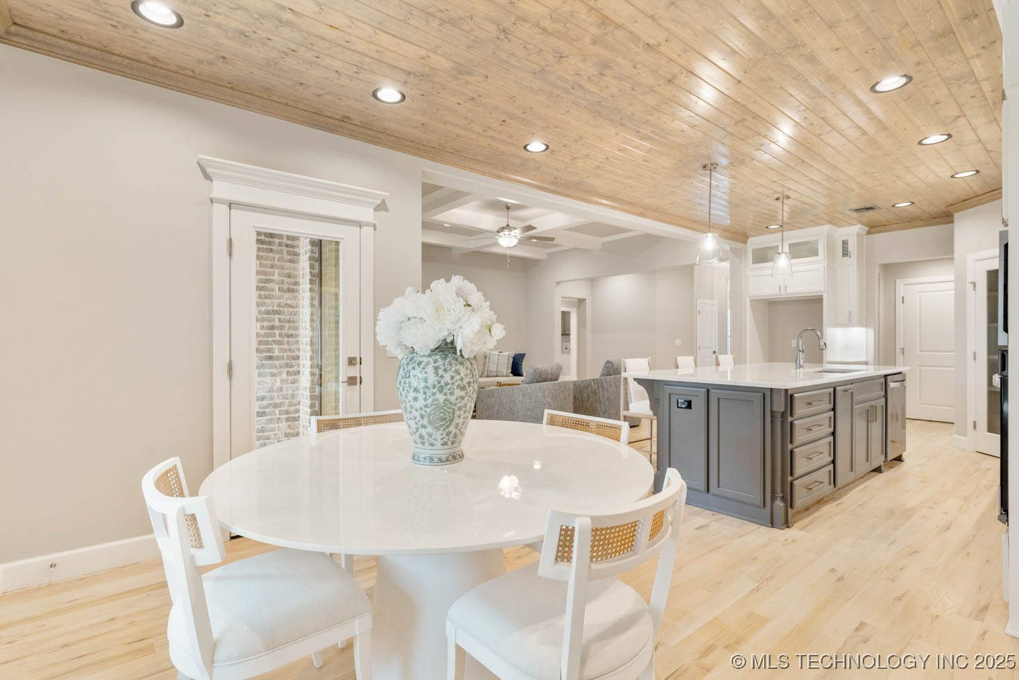 1604 Pinecrest Drive Property Photo 43