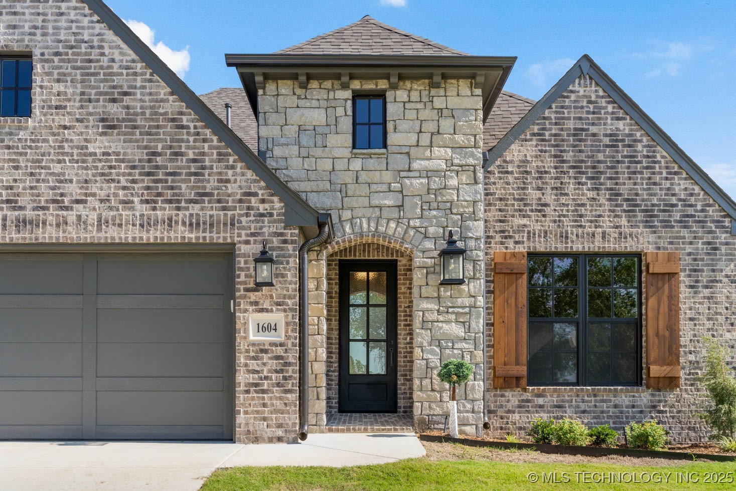 1604 Pinecrest Drive Property Photo 59