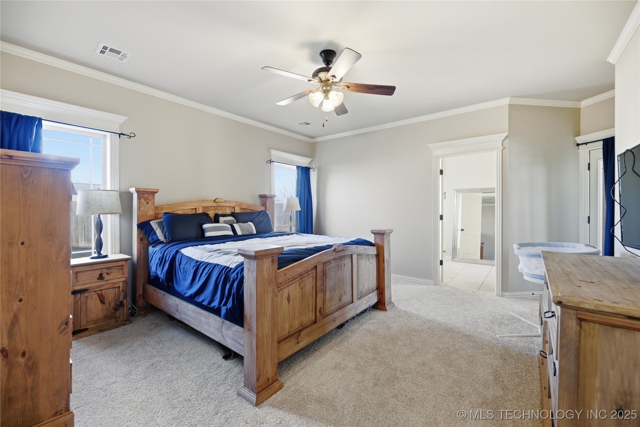 22365 Riverwood Drive Property Photo 12