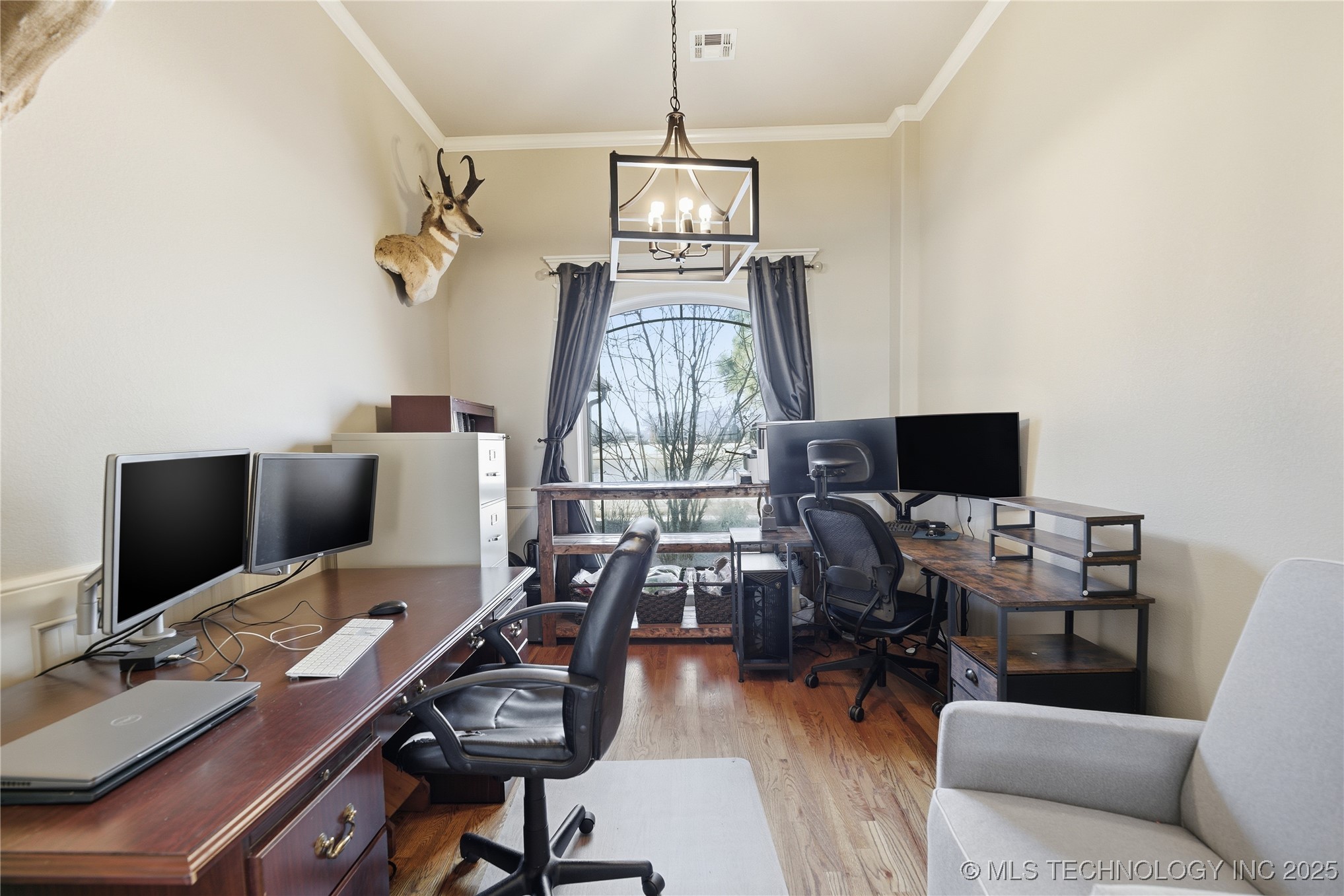 22365 Riverwood Drive Property Photo 24