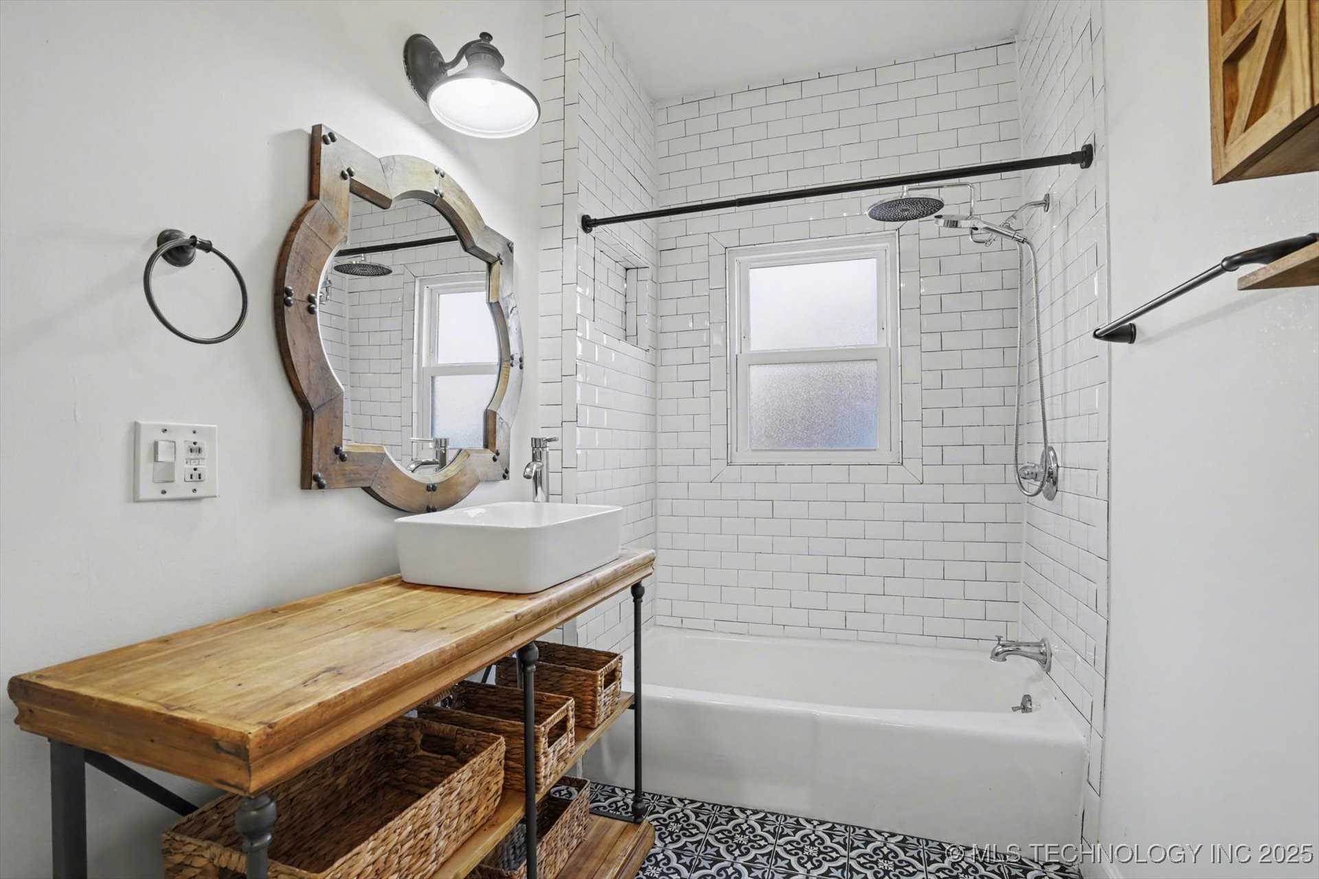 1315 S Evanston Avenue Property Photo 17