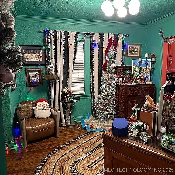 1303 S Gary Avenue Property Photo 9