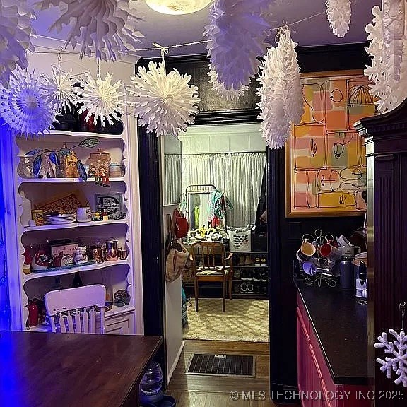 1303 S Gary Avenue Property Photo 24