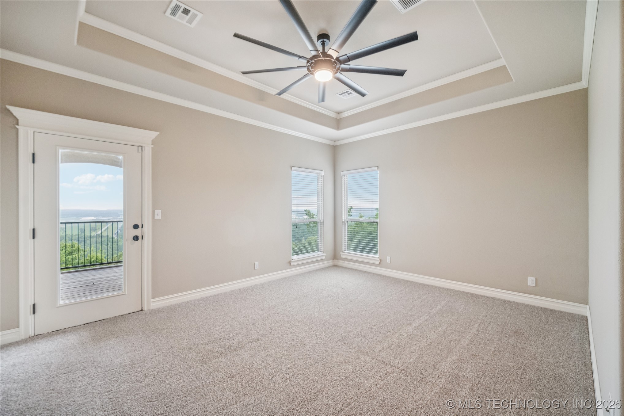 6531 S Ridgeview Road Property Photo 15