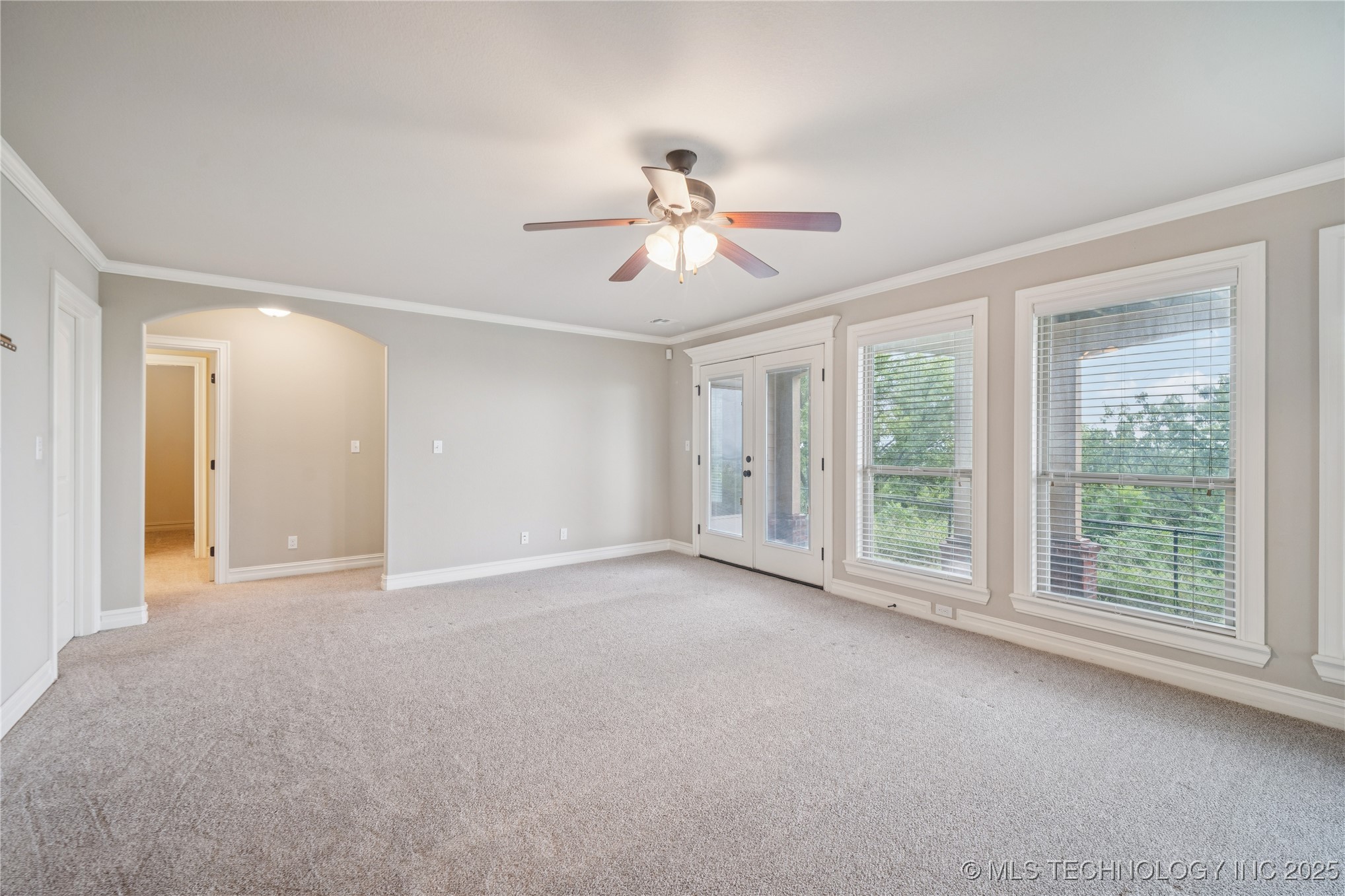 6531 S Ridgeview Road Property Photo 24