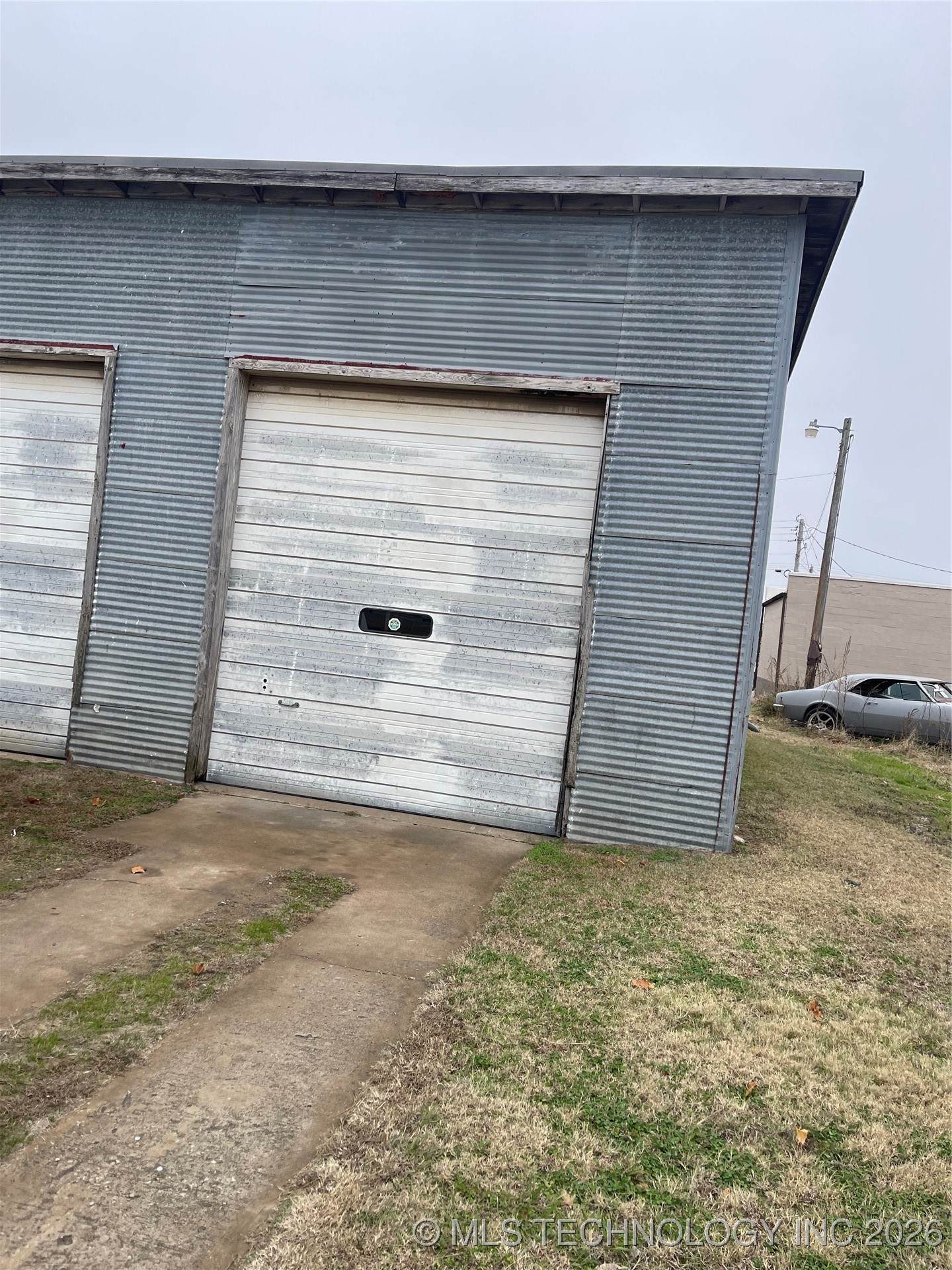 37 W Beech Street Property Photo 2