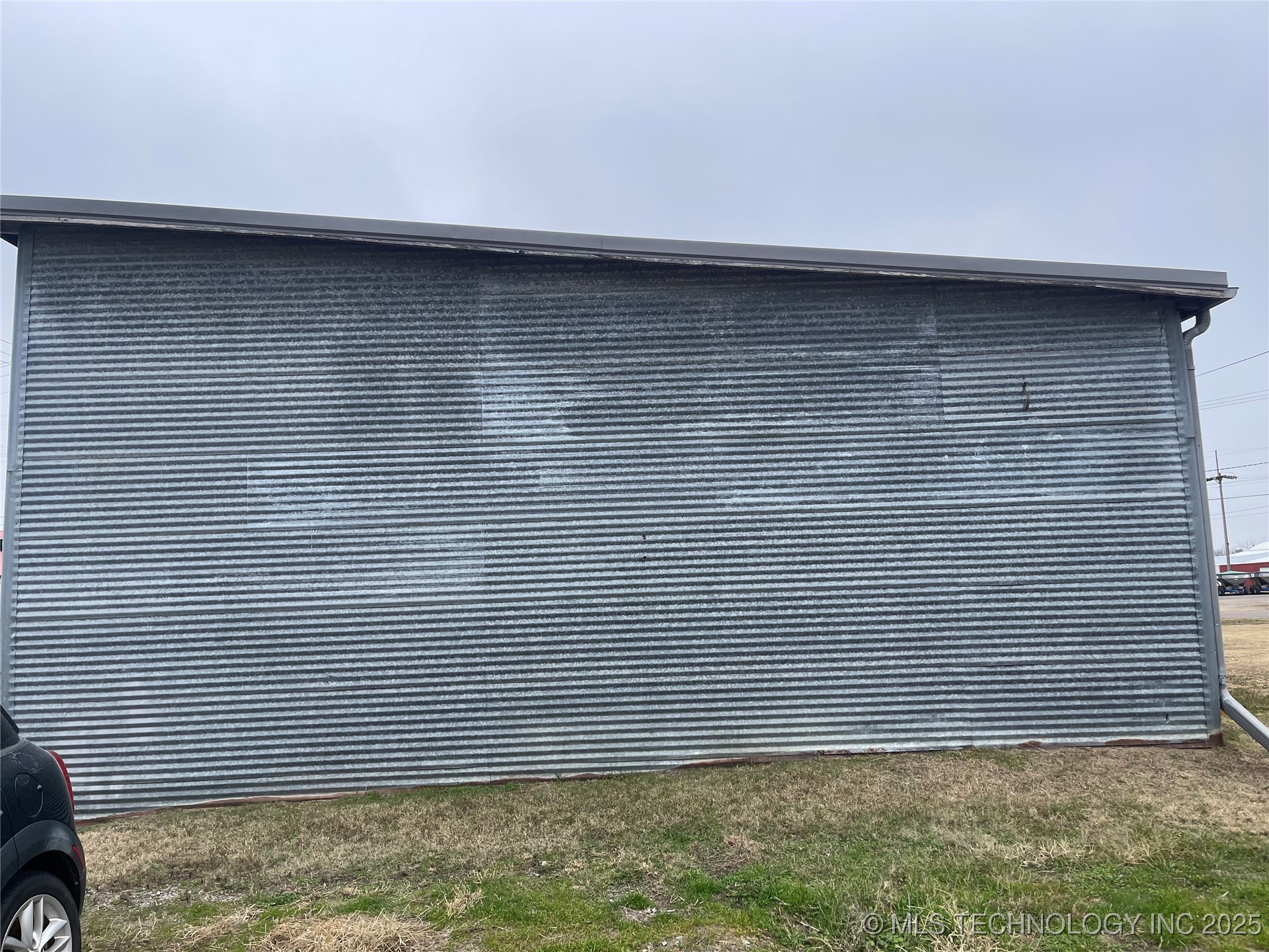 37 W Beech Street Property Photo 4