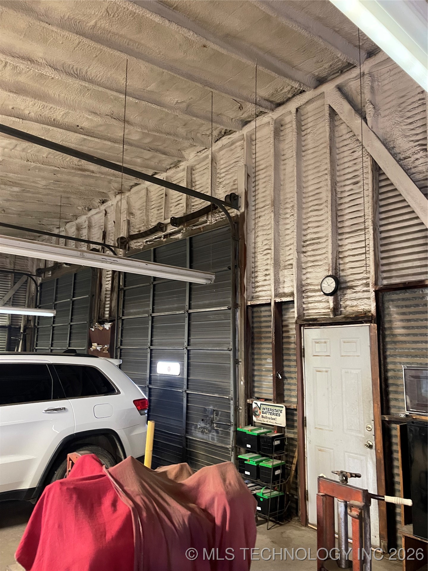 37 W Beech Street Property Photo 8