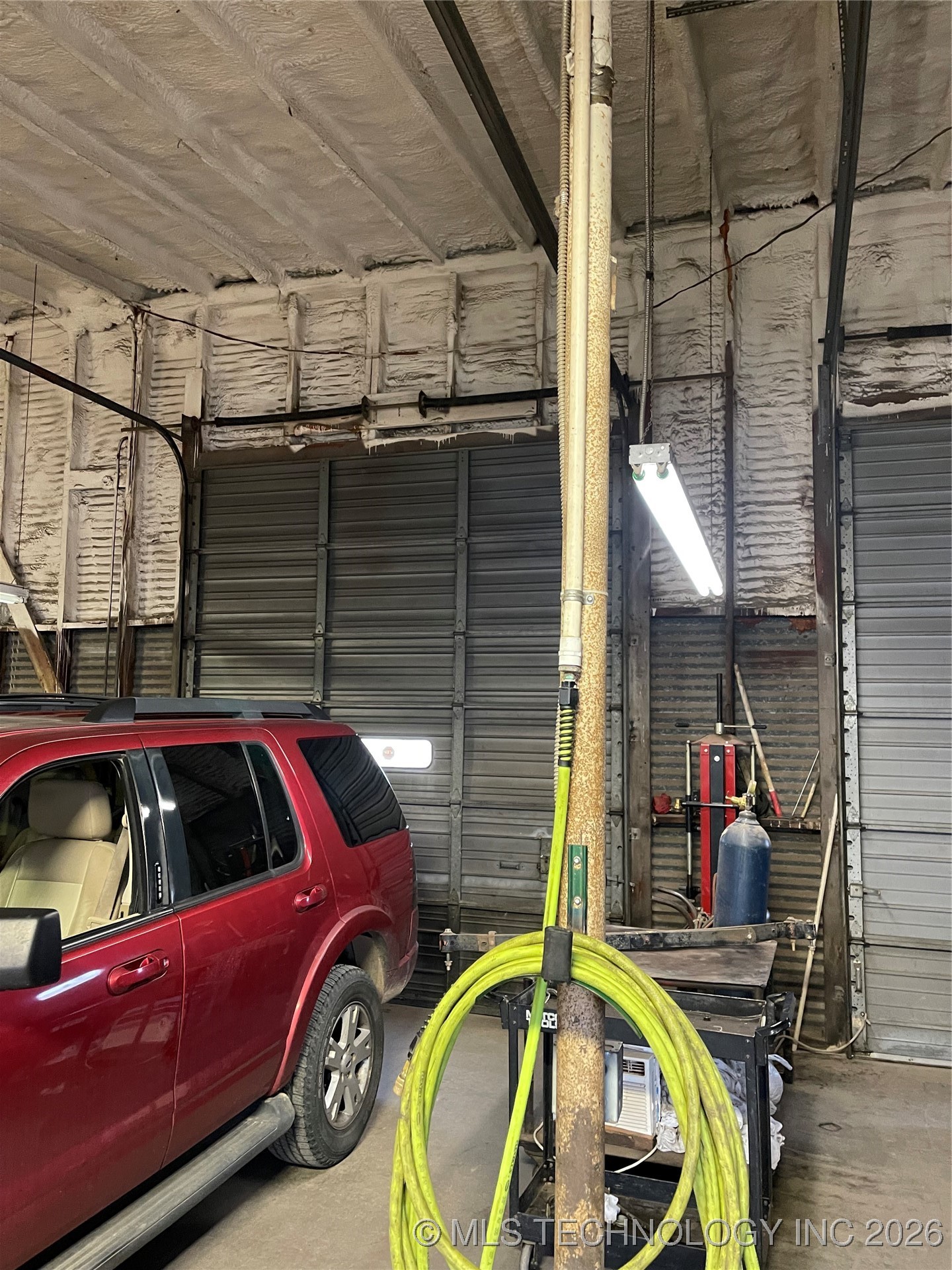 37 W Beech Street Property Photo 10