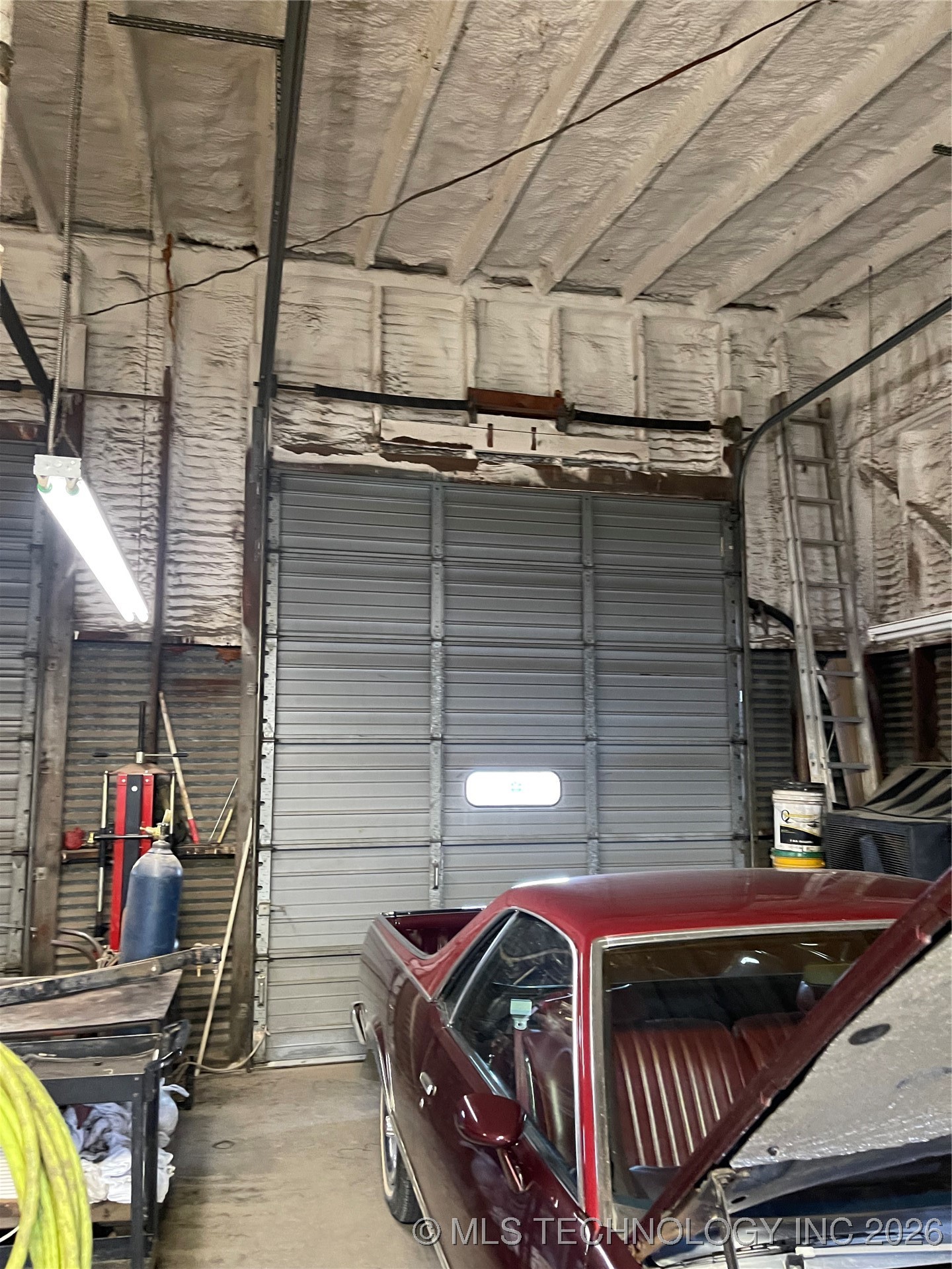 37 W Beech Street Property Photo 11